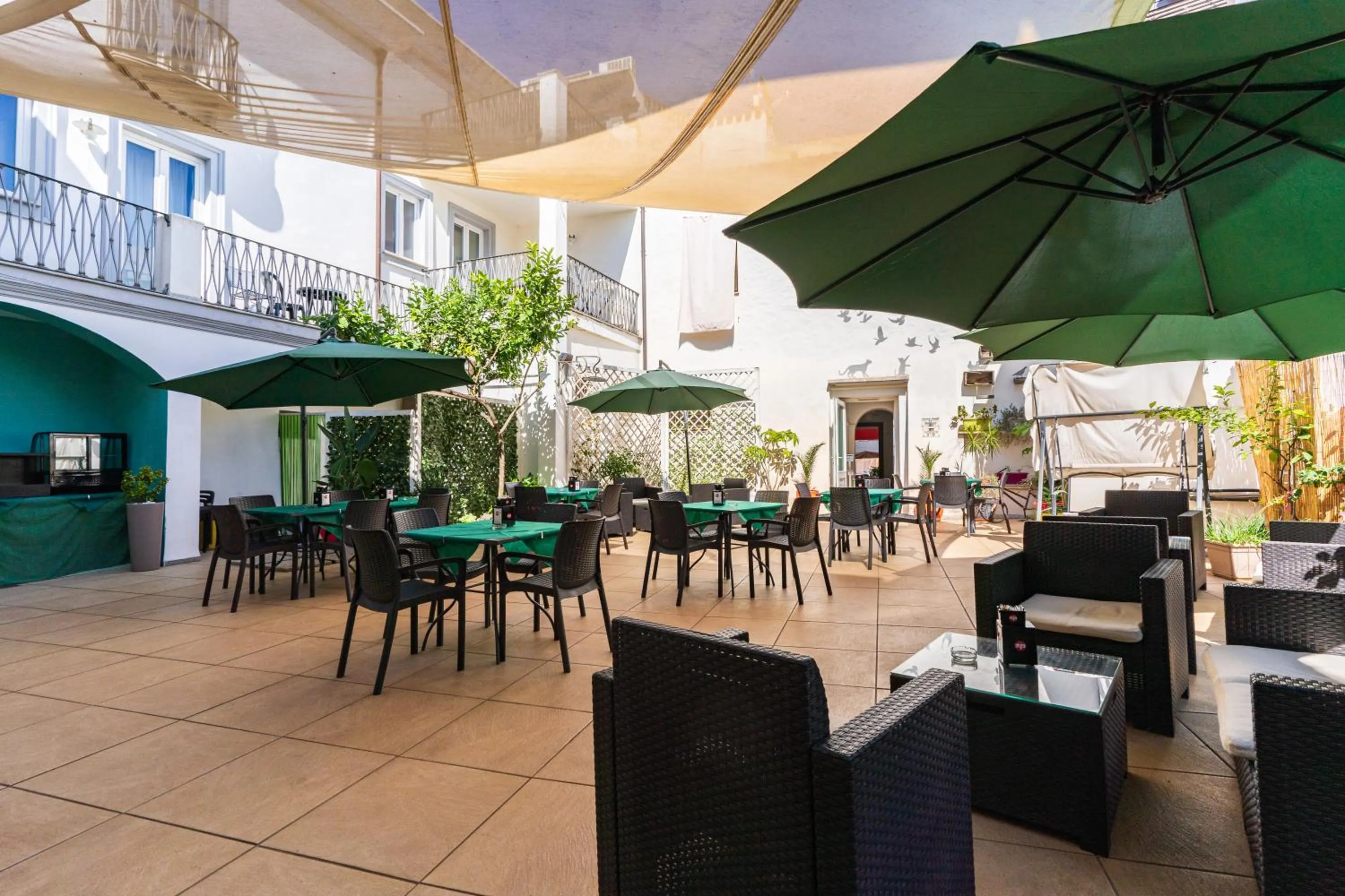 Inner courtyard view in Albergo Residenziale La Corte