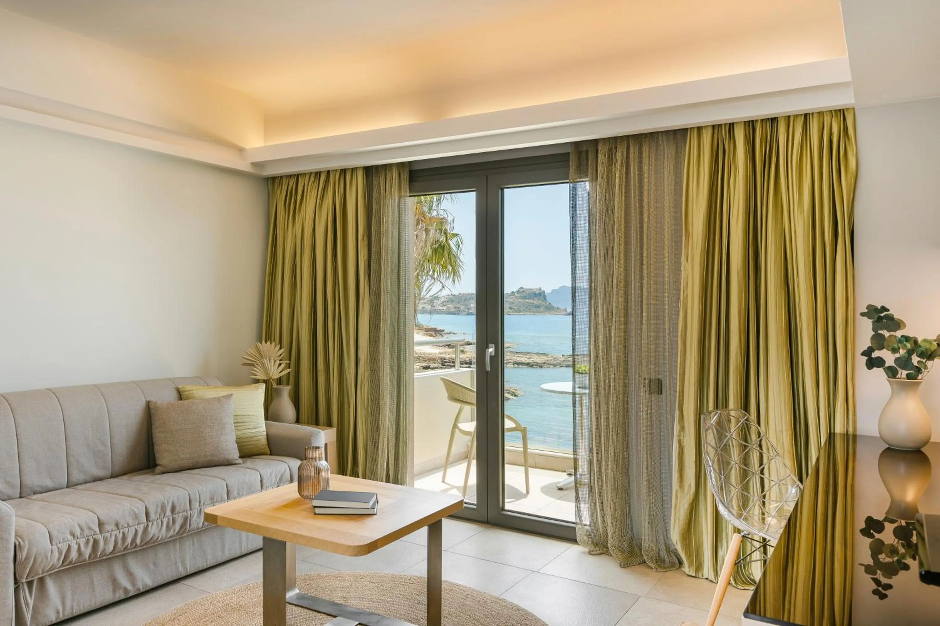 Seating area in Alas Resort & Spa