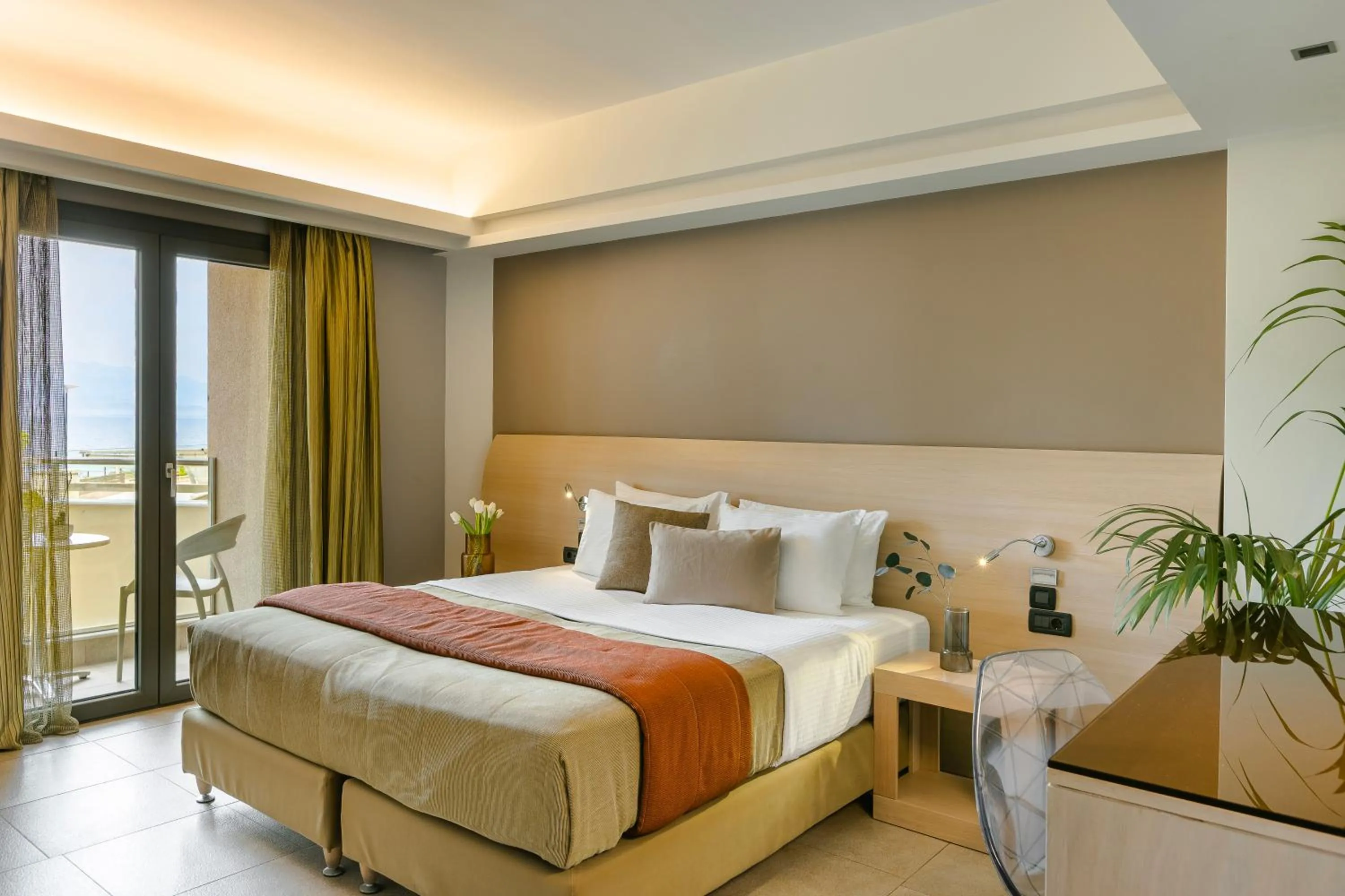 Bed in Alas Resort & Spa