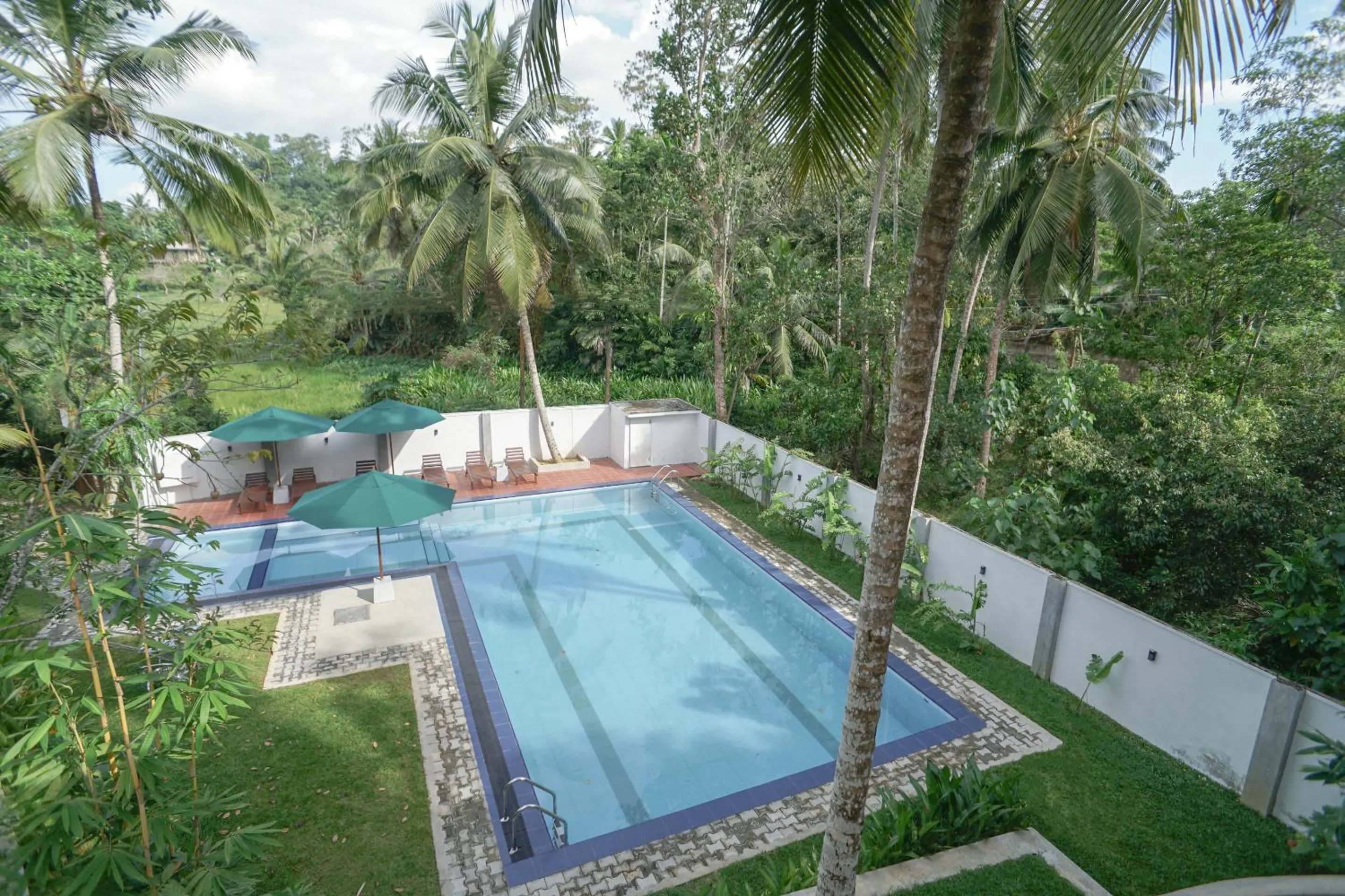 Swimming pool in Green Residencies