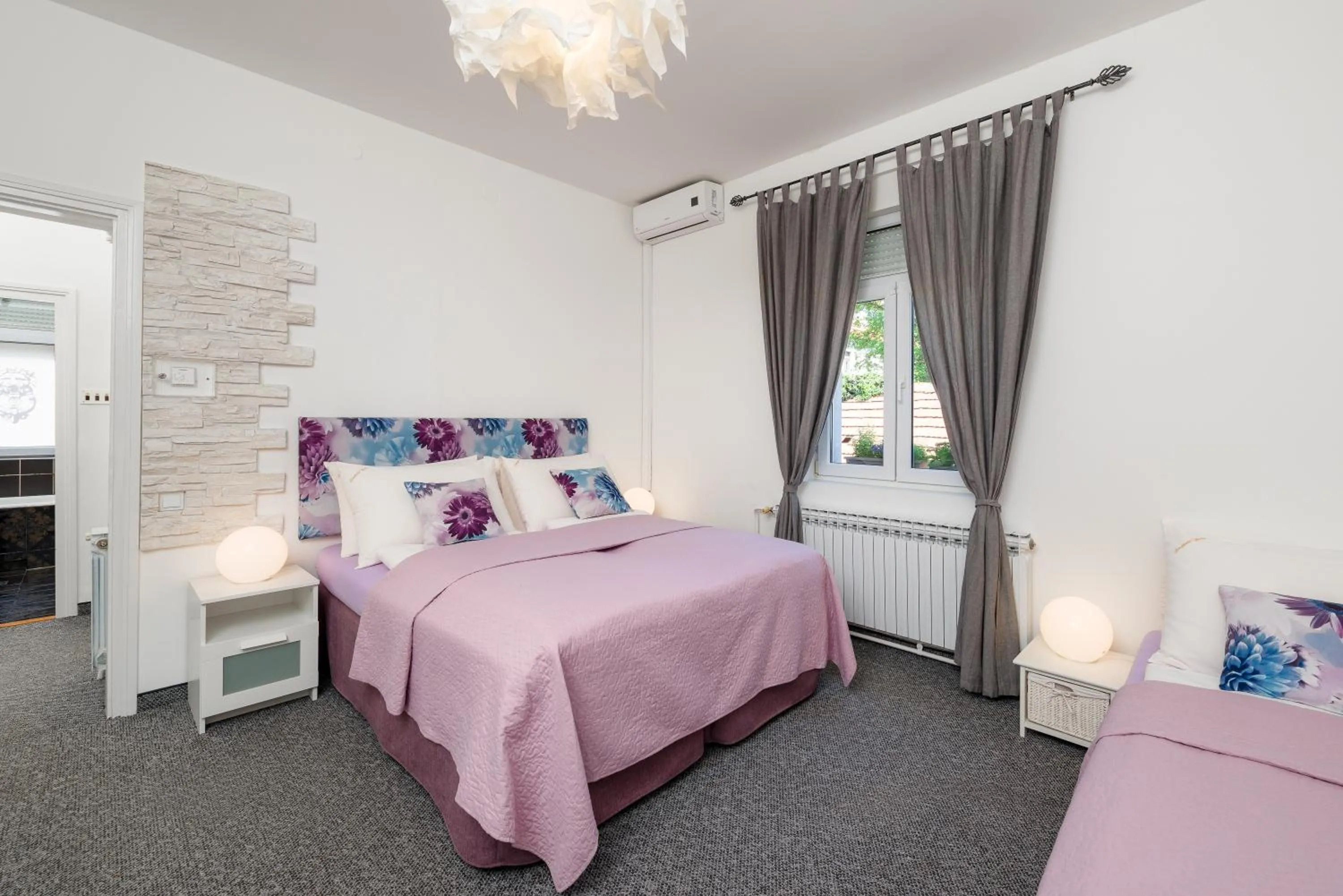 Photo of the whole room, Bed in Anastasia Suites Zagreb