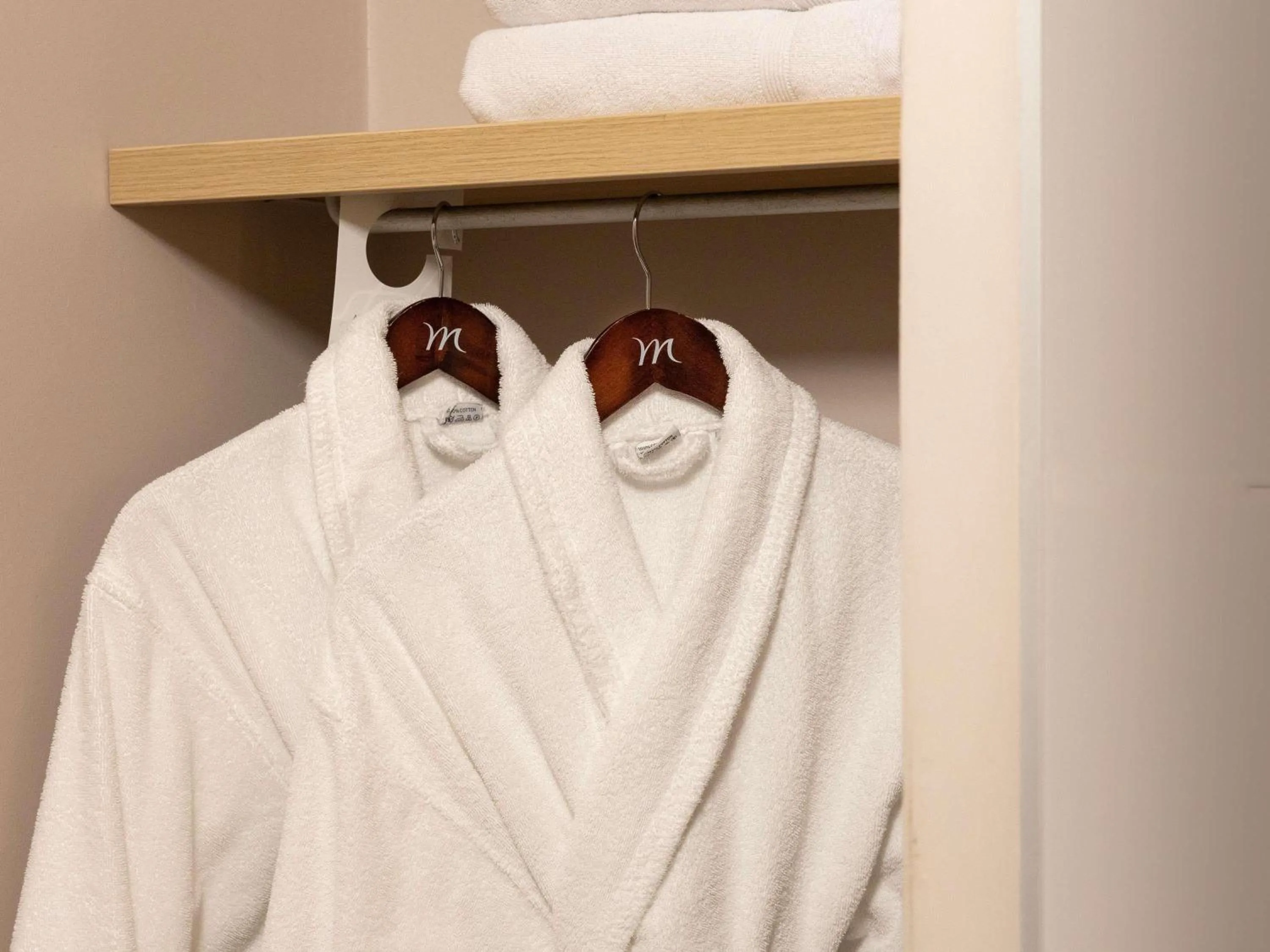 Bedroom in Mercure Saint-Lary