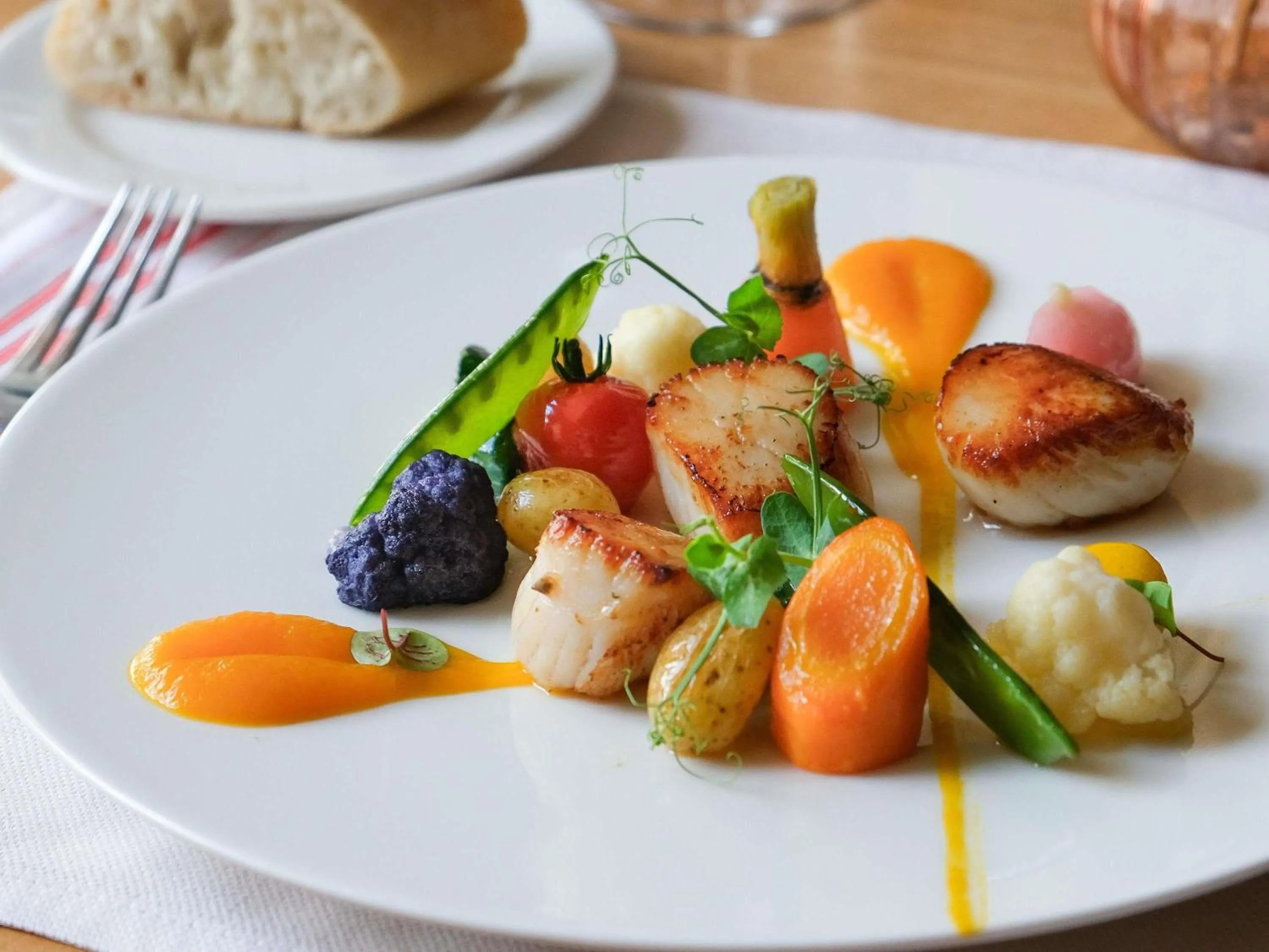 Restaurant/places to eat in Mercure Saint-Lary