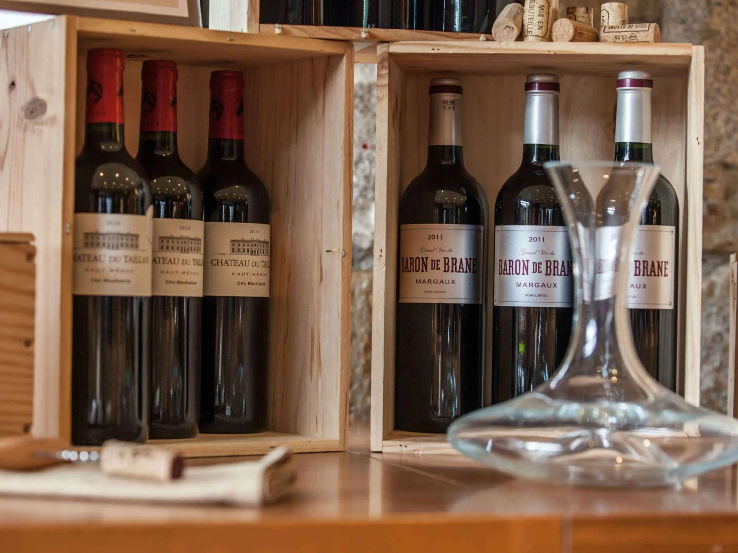 Restaurant/places to eat in Mercure Saint-Lary