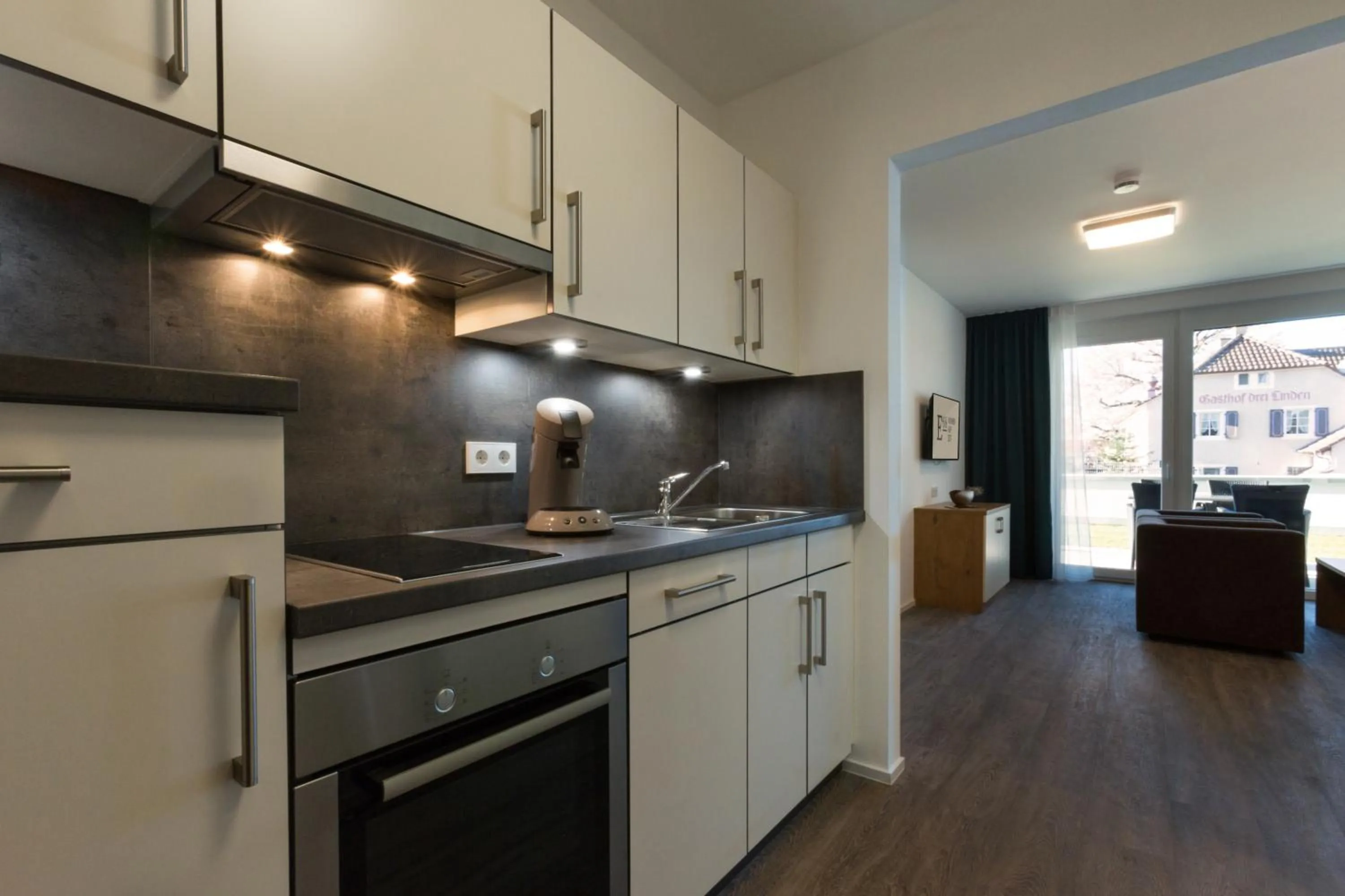Coffee/tea facilities in Boardinghouse E68