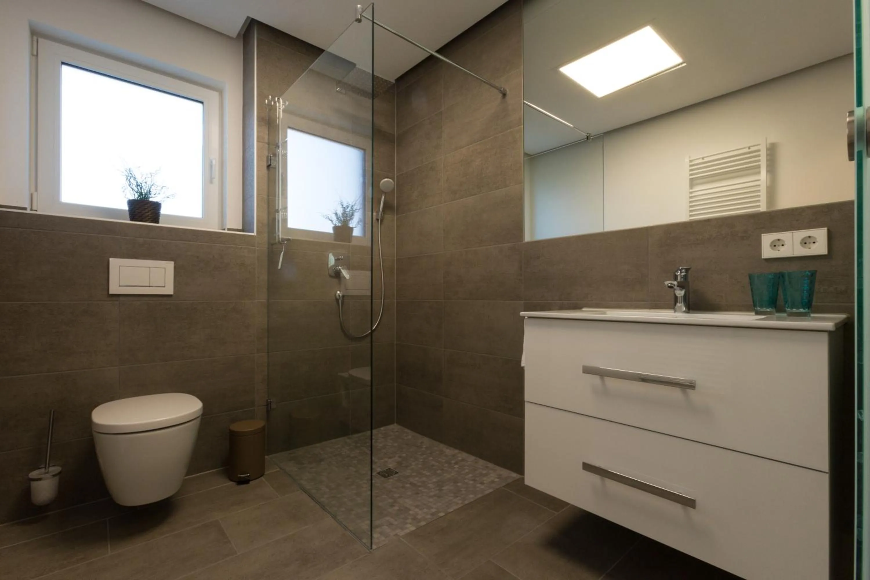 Bathroom in Boardinghouse E68