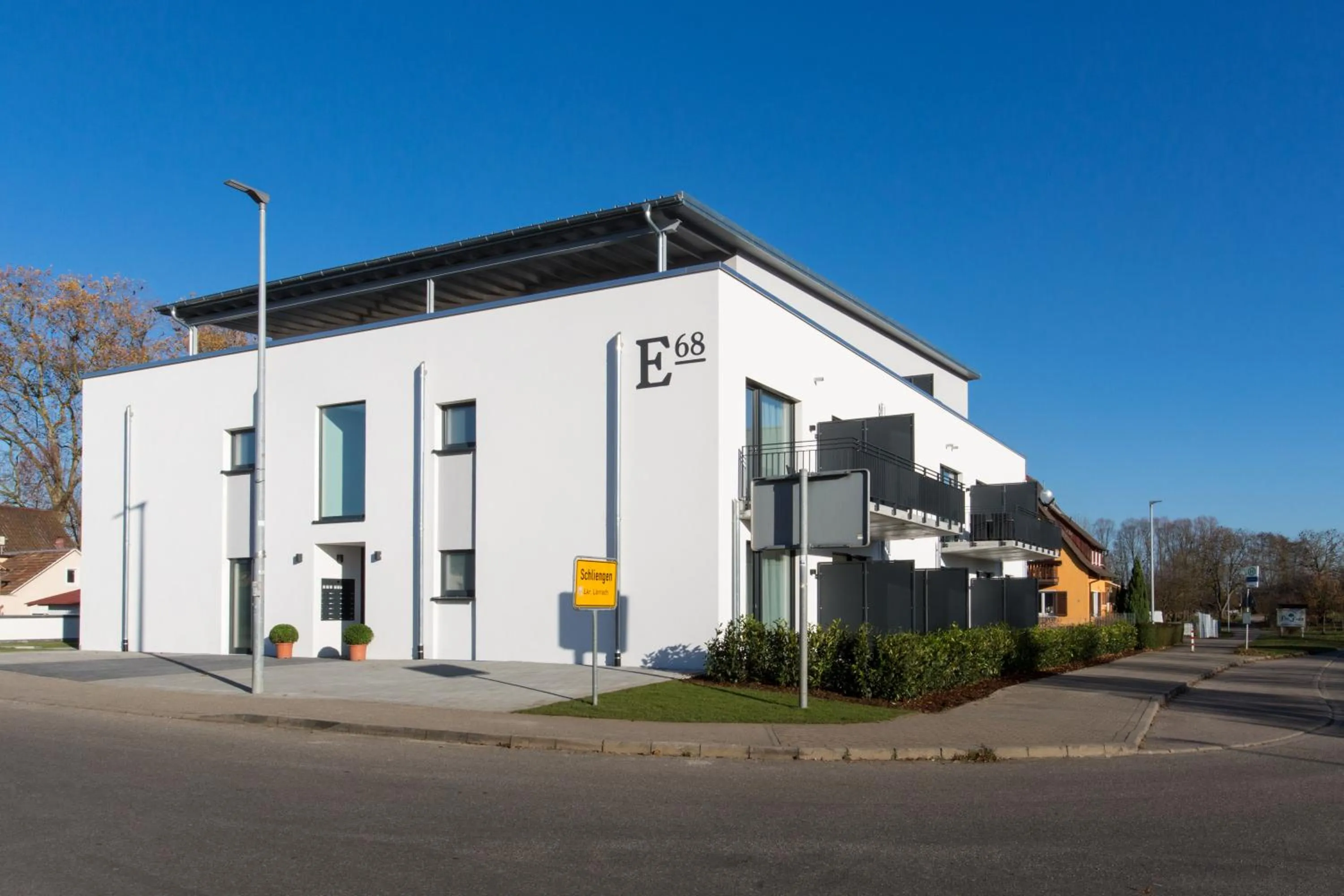 Property building in Boardinghouse E68