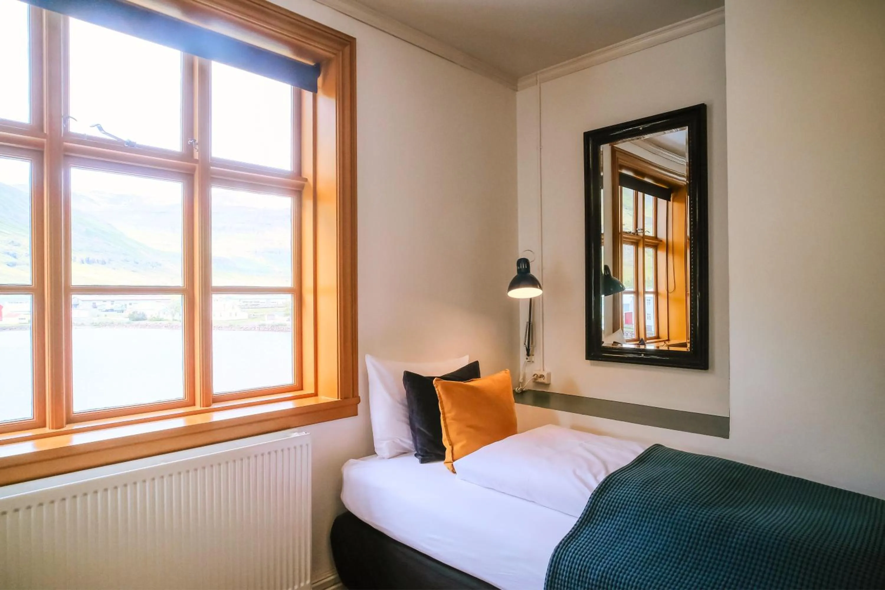 Bed in Snæfell - Hotel by Aldan