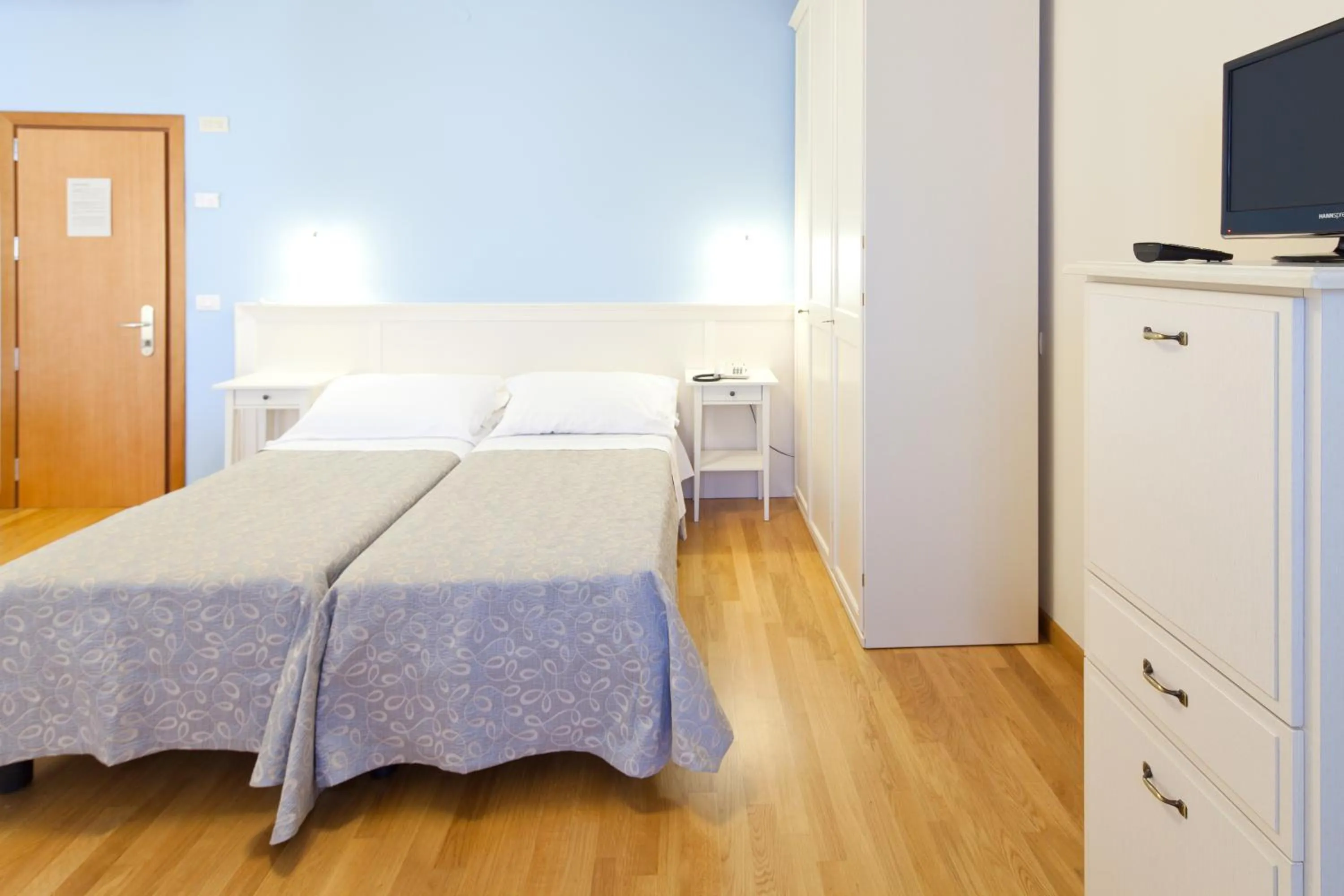 Photo of the whole room, Bed in Hotel Andreaneri