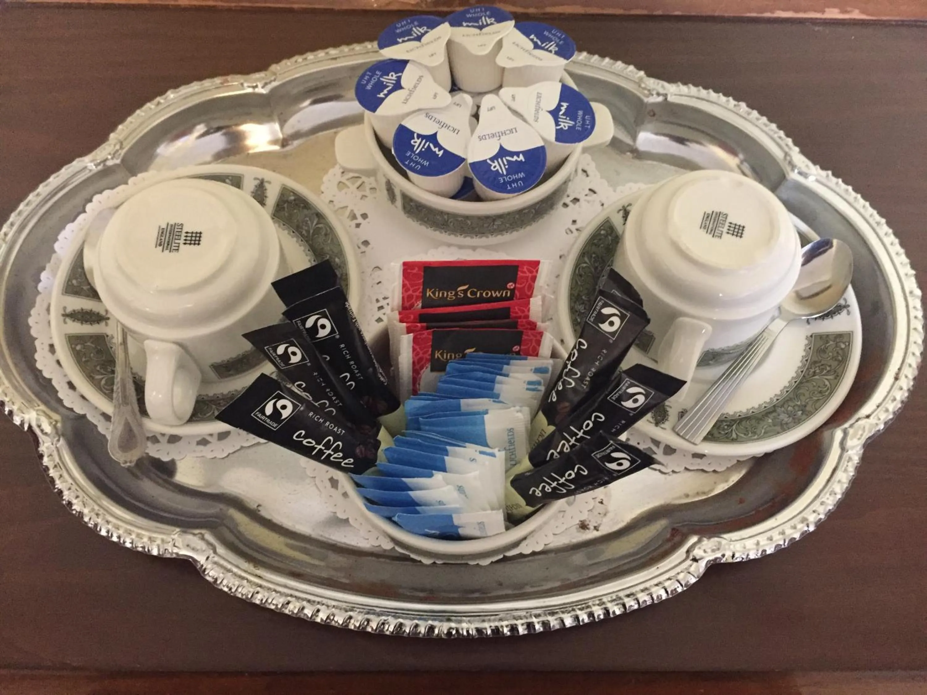 Coffee/tea facilities in Albany Hotel