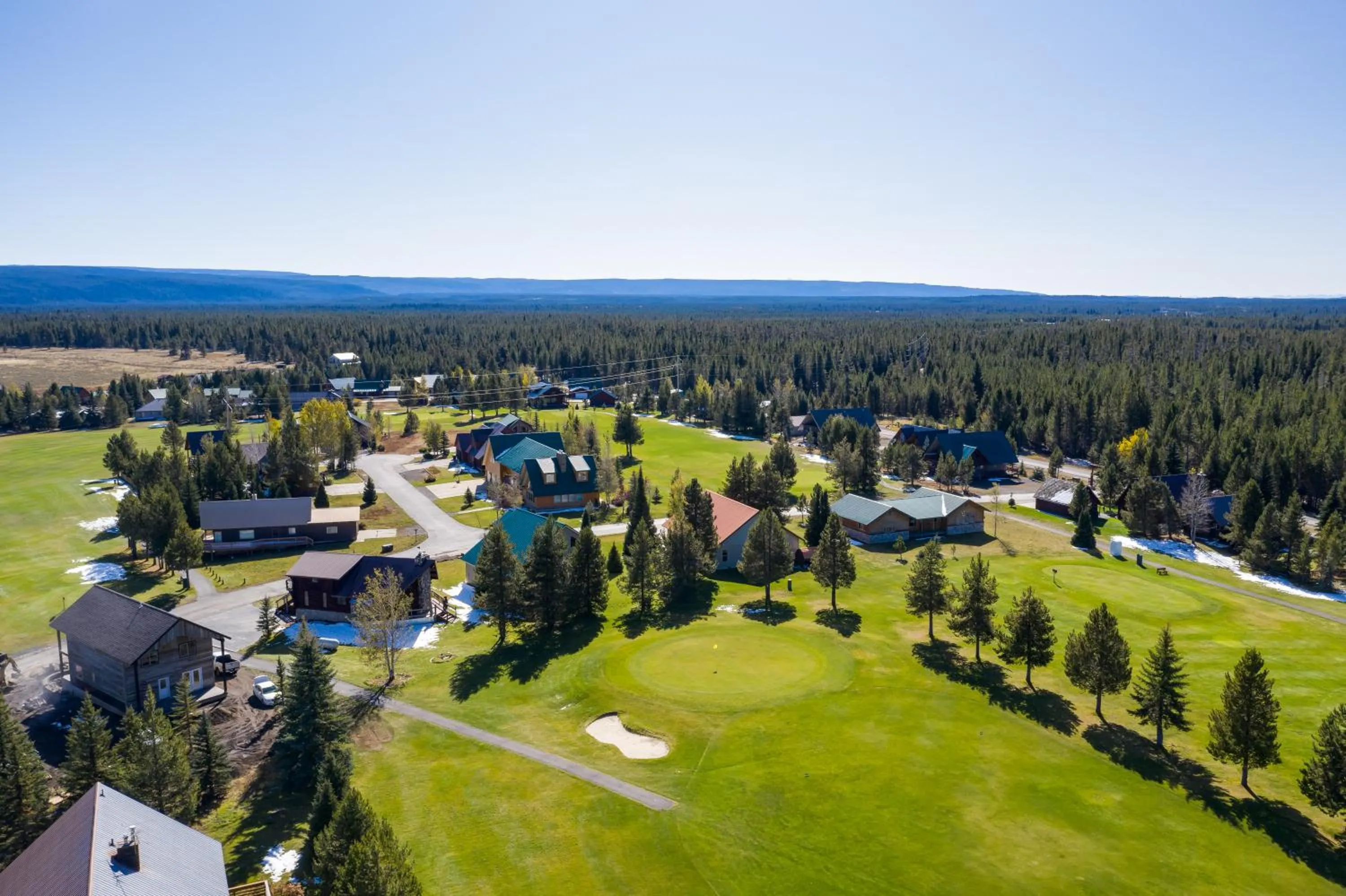 Huckleberry Hollow by KABINO Hot Tub FirePit PS2 Satellite Grill WiFi Golf Course