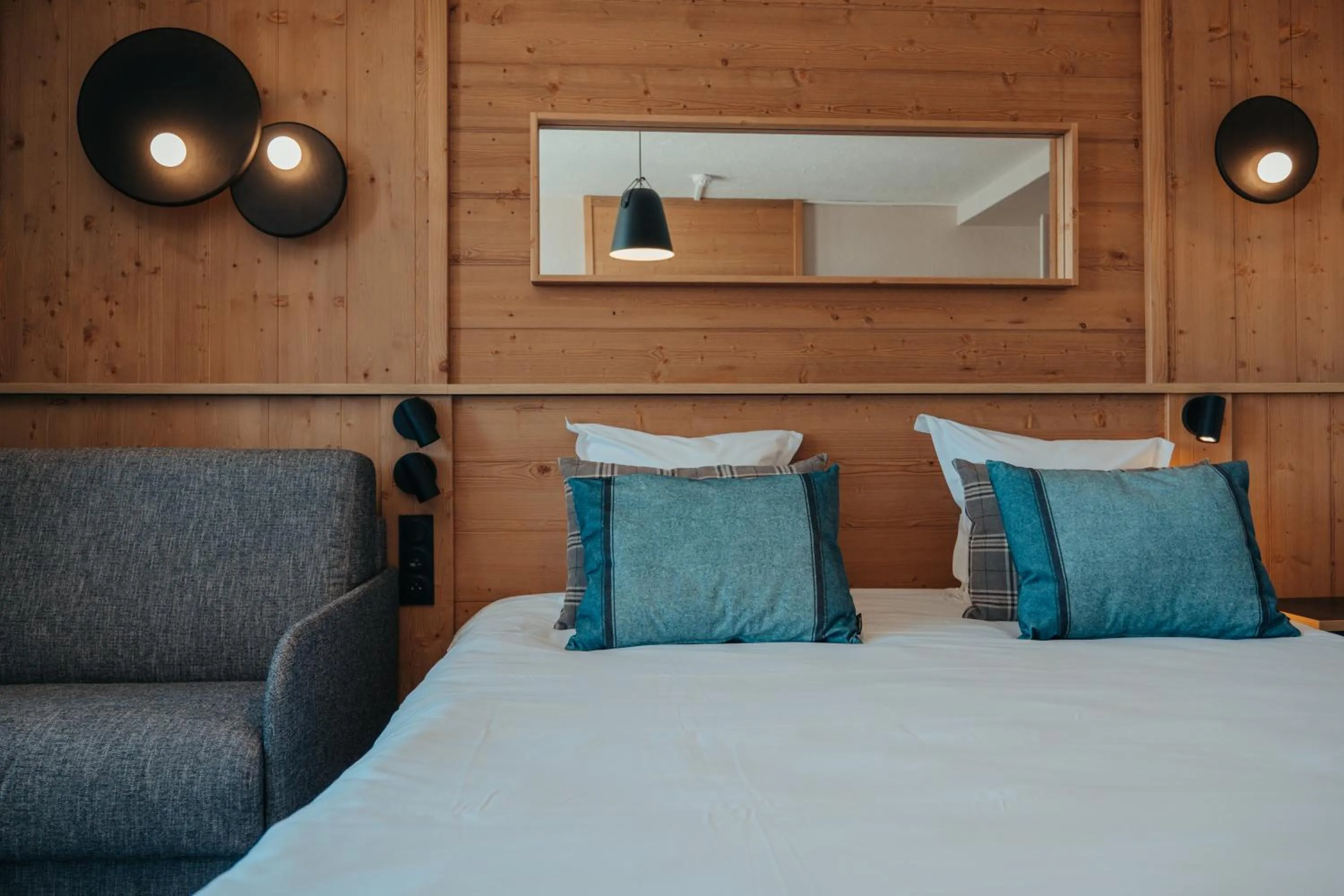 Bed in Hôtel L'Eden des Cimes - Vacances Bleues - Belle Plagne 2100