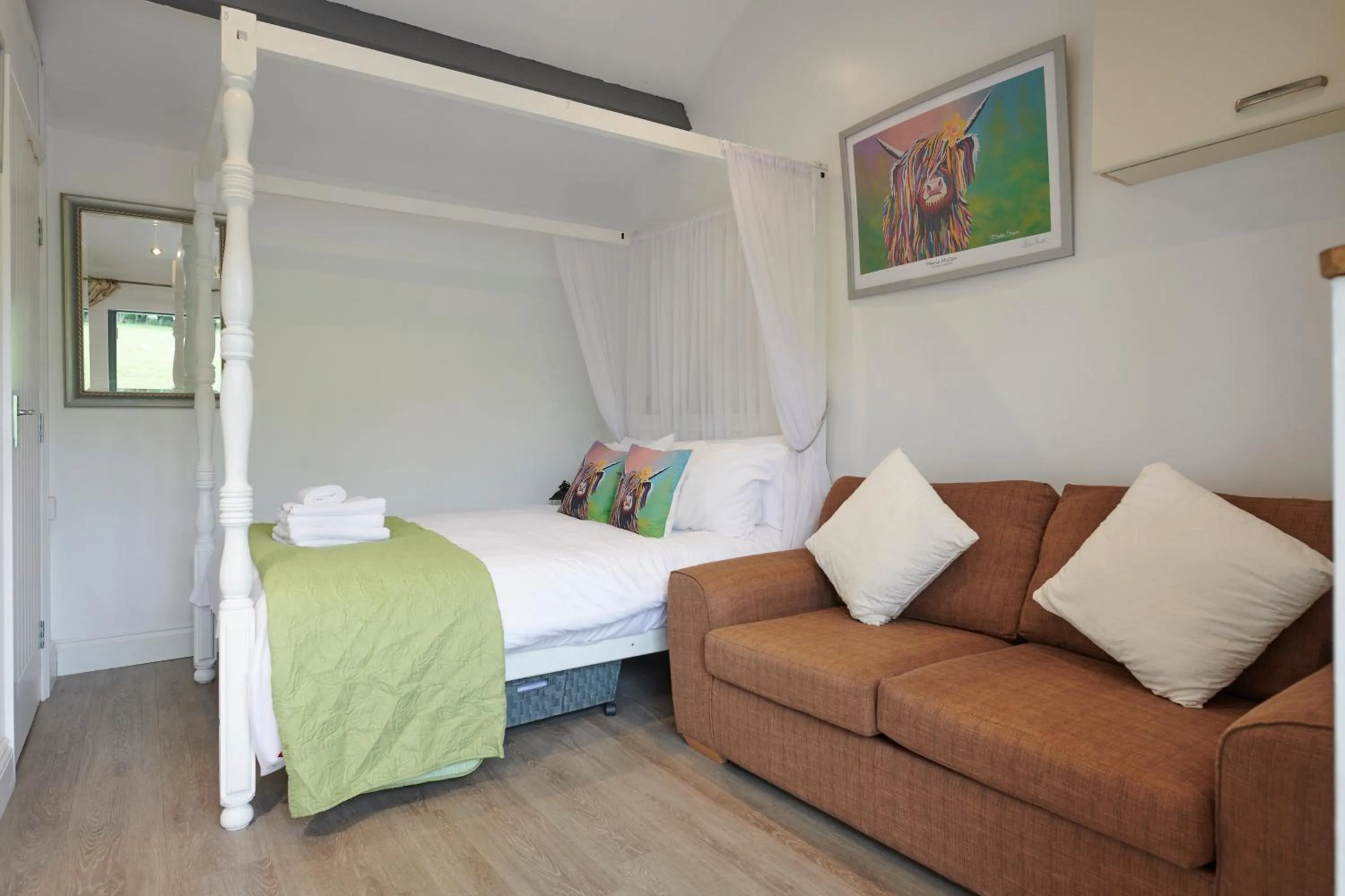 Bedroom, Bed in Newlands Farm Stables
