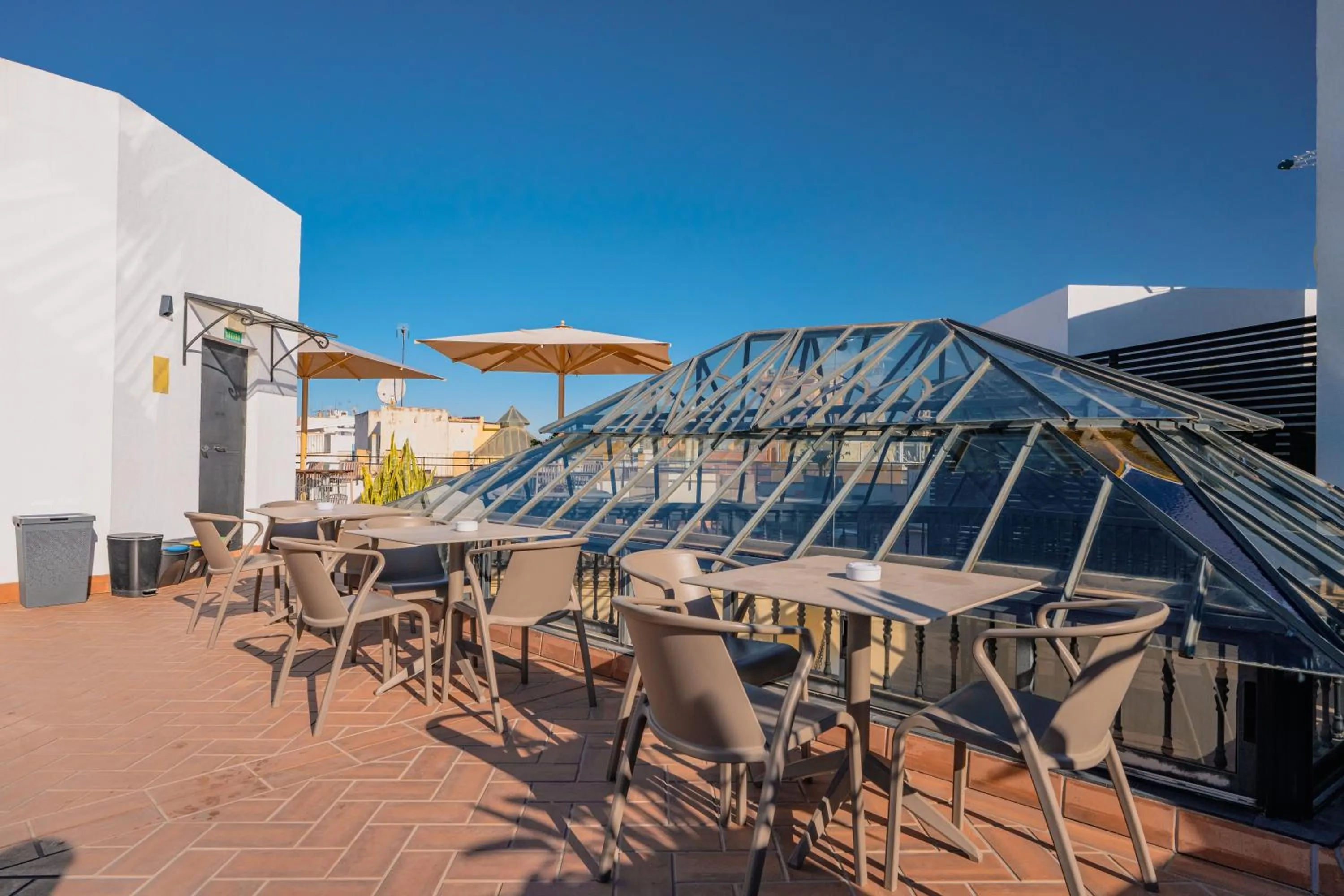 Day in Joya del Casco Boutique Hotel by Shiadu