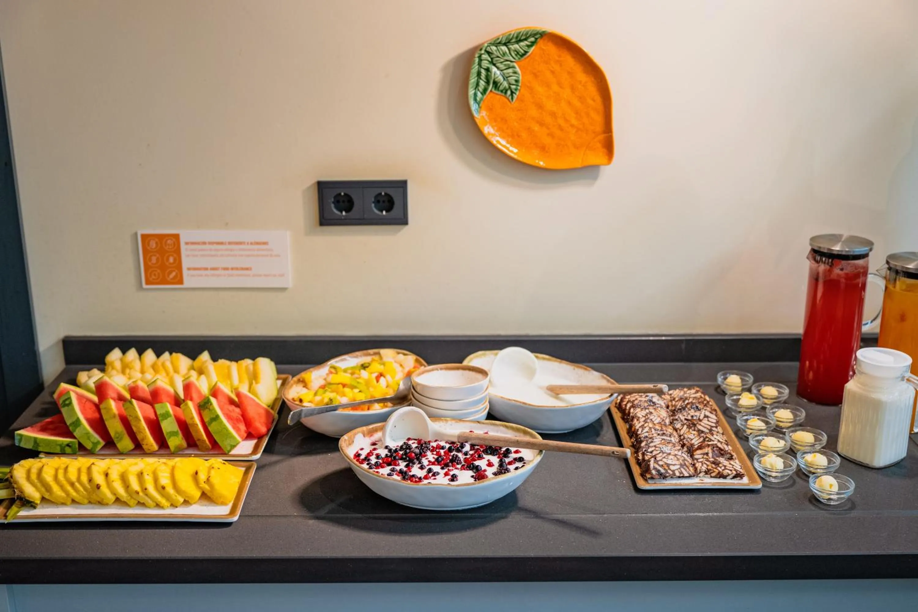 Food and drinks in Joya del Casco Boutique Hotel by Shiadu