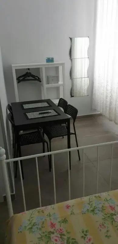 Triple Room - single occupancy in B&B La Città Partenopea Triple Room - single occupancy in B&B La Città Partenopea