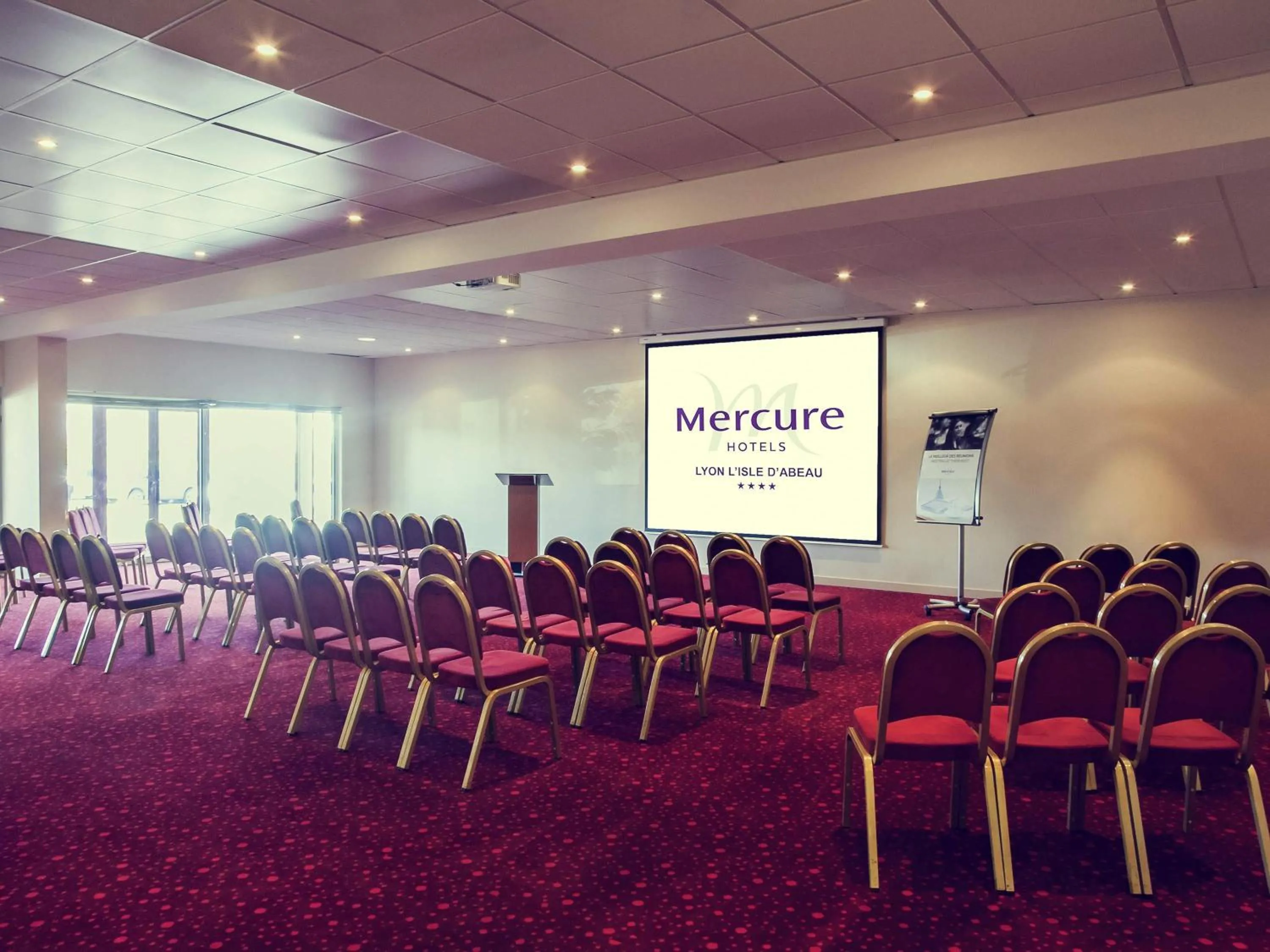 Meeting/conference room in Mercure Lyon Est Villefontaine