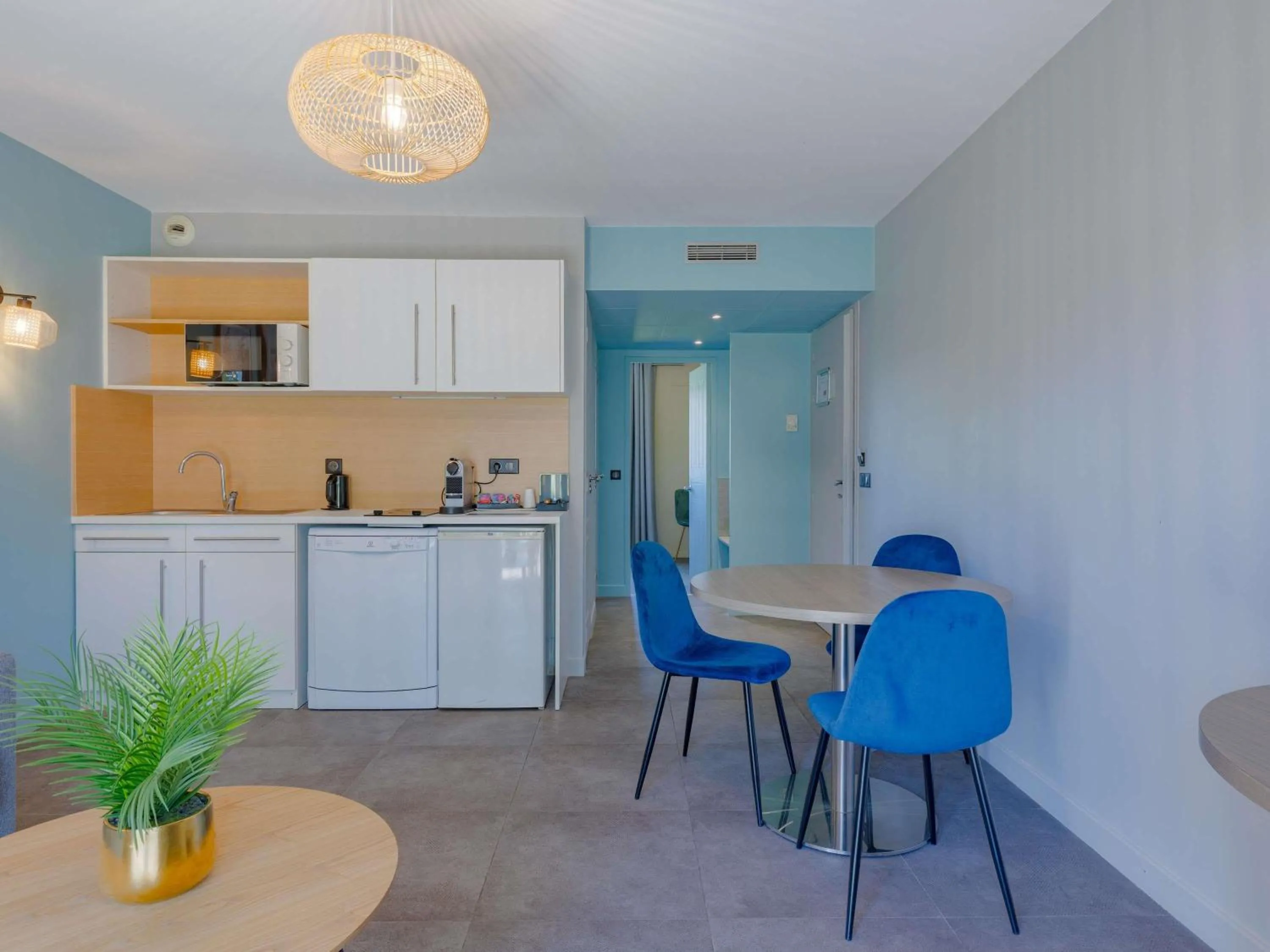 Bedroom in Mercure Lyon Est Villefontaine