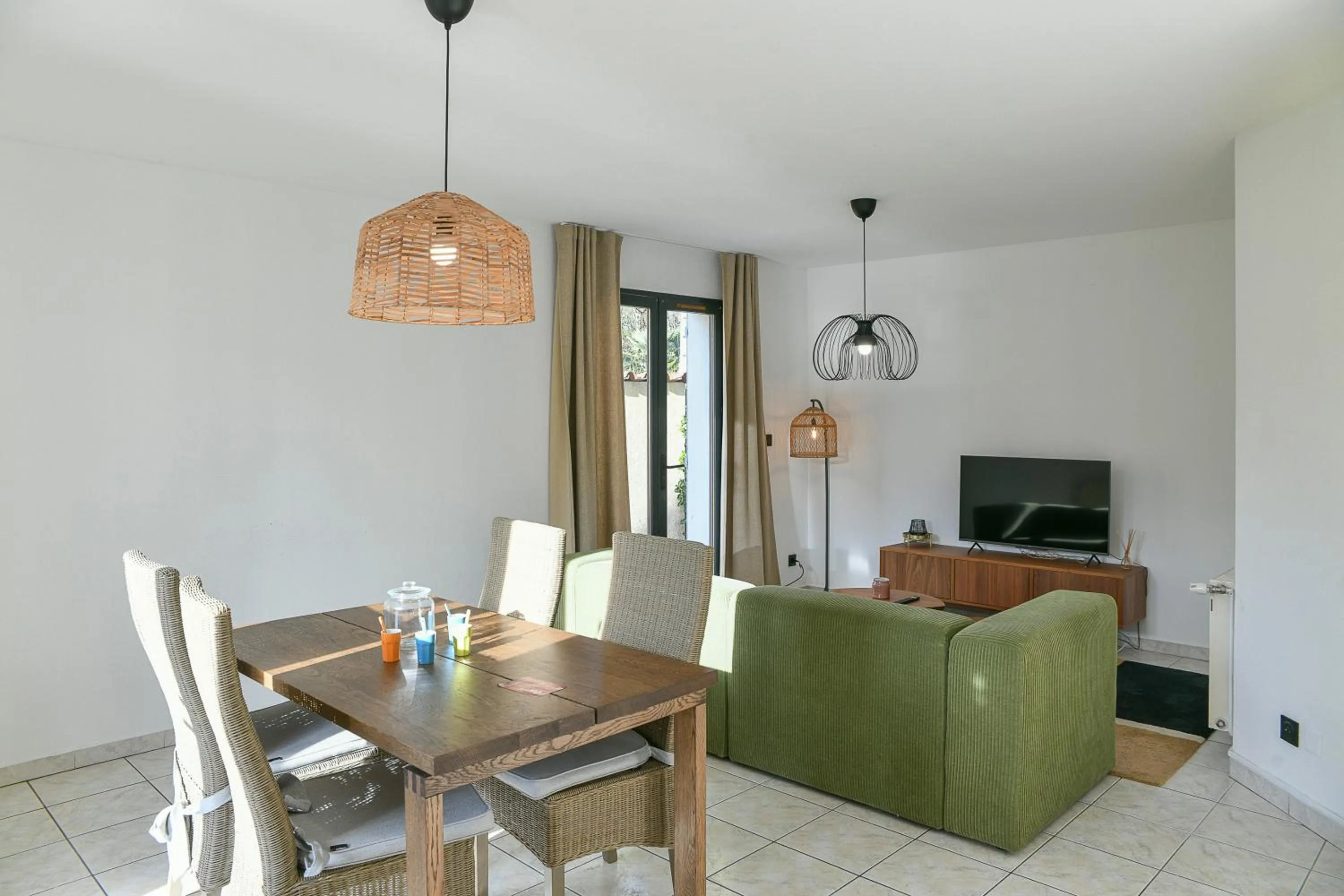 Kitchen or kitchenette in Les Villas du Domaine de Suzel