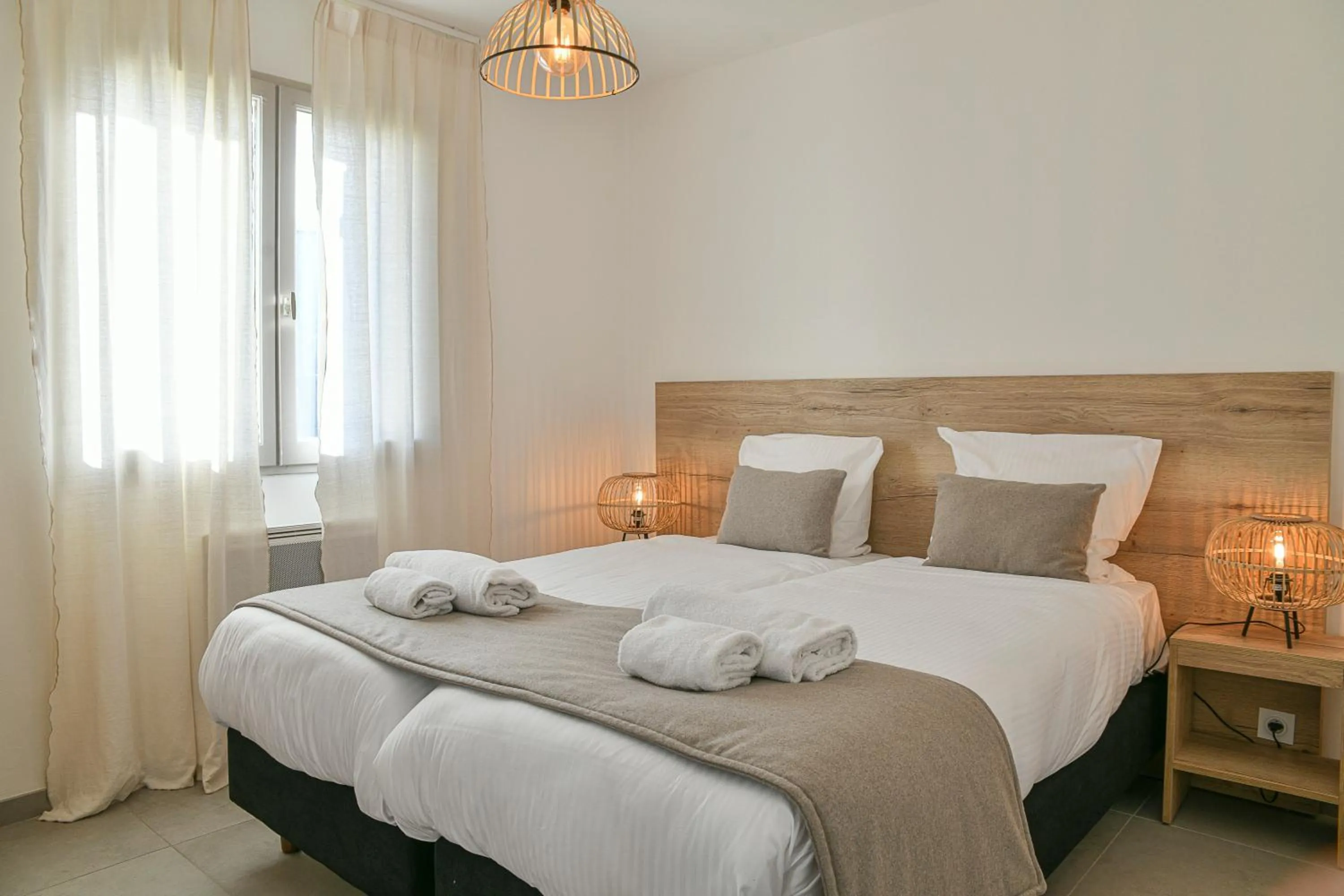 Photo of the whole room, Bed in Les Villas du Domaine de Suzel