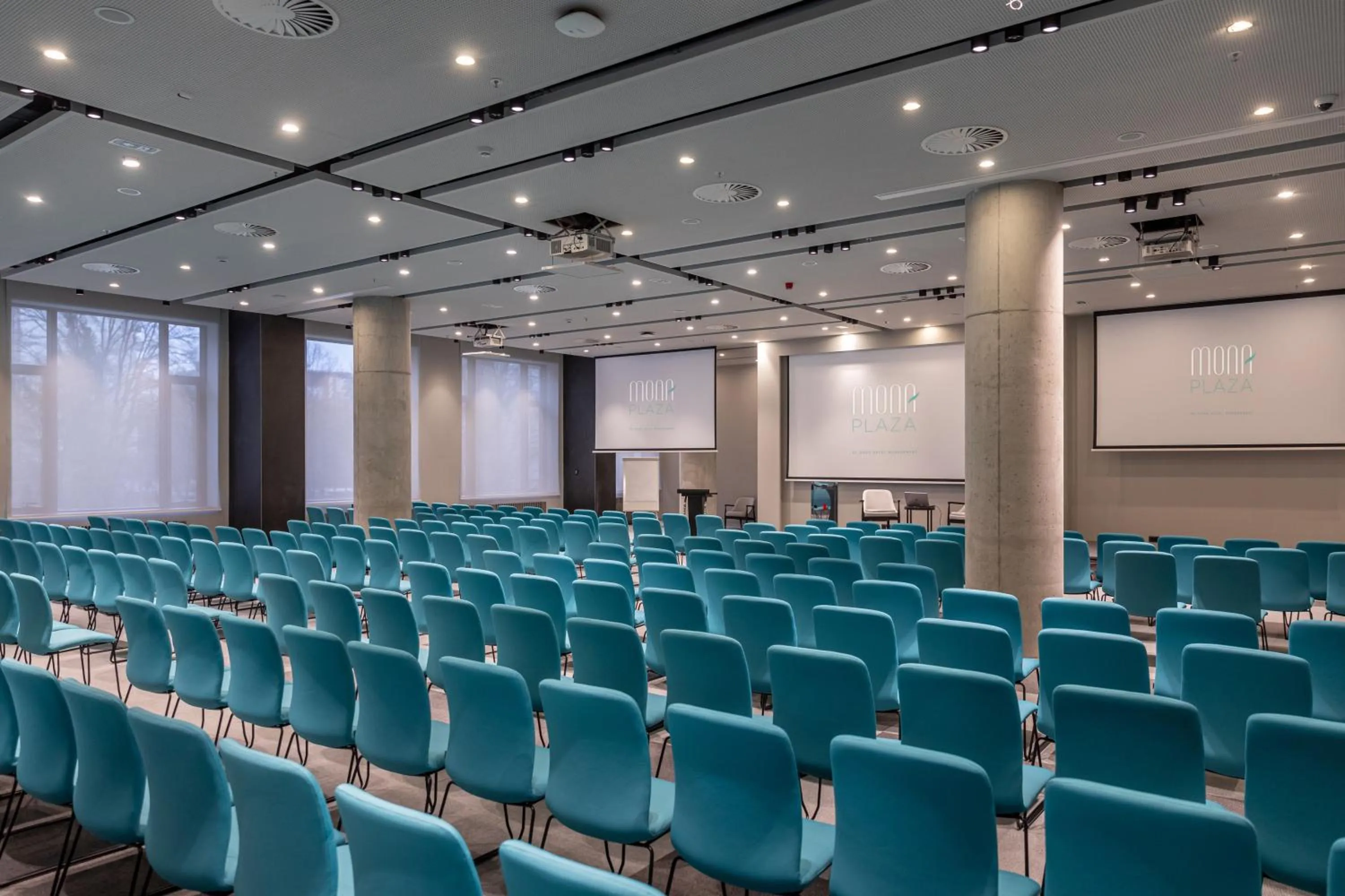 Meeting/conference room in Hotel Mona Plaza