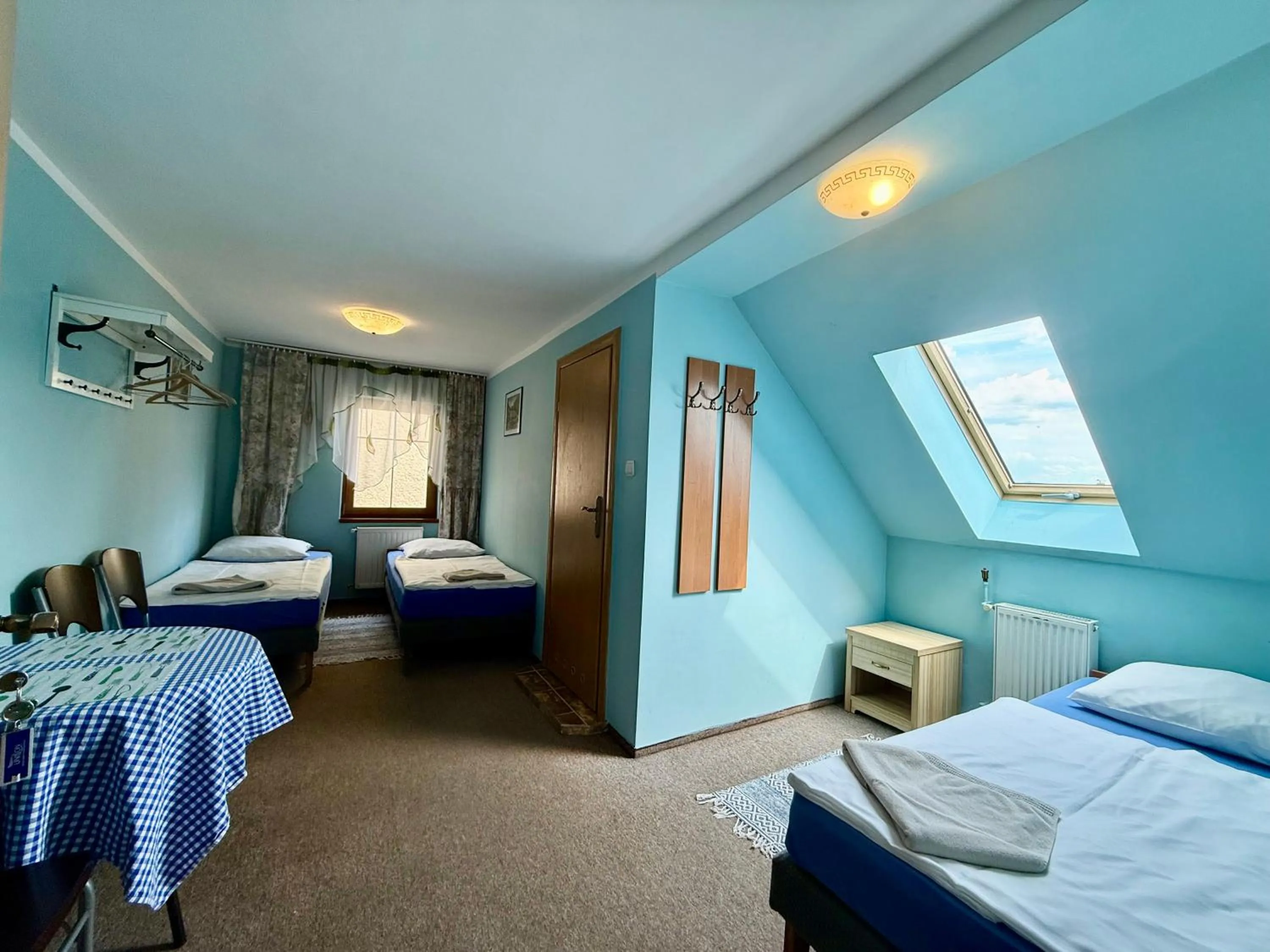 Bedroom, Bed in Rodar