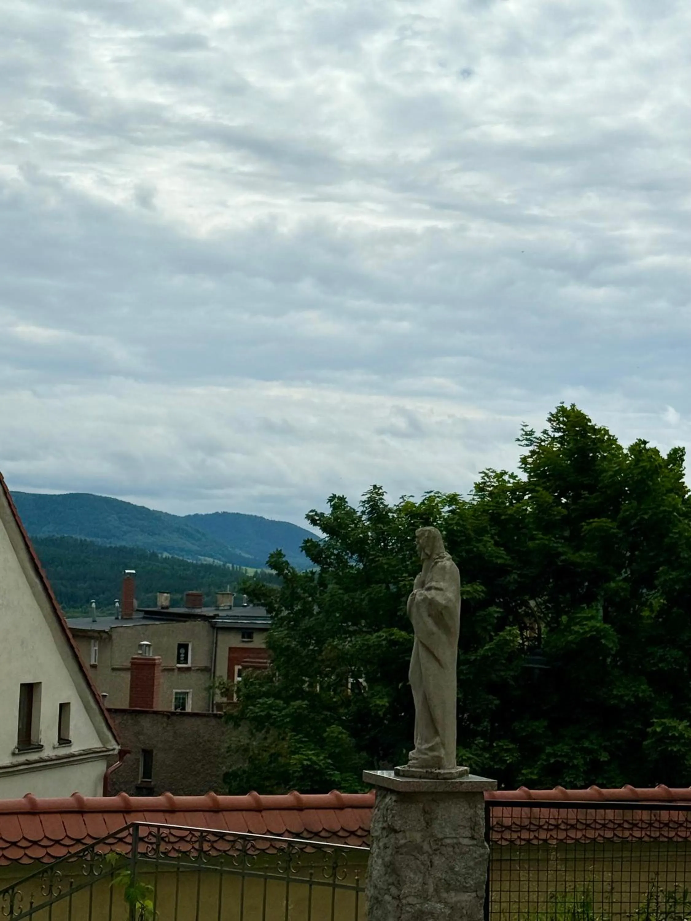 Nearby landmark in Rodar