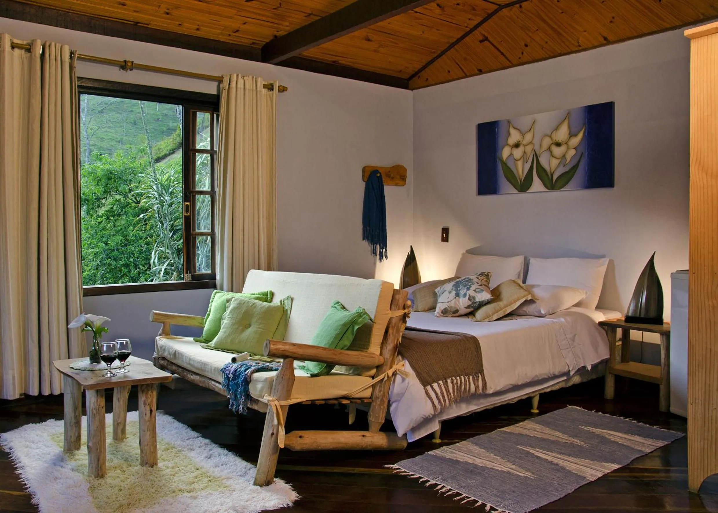 Bed in Pousada da Gruta