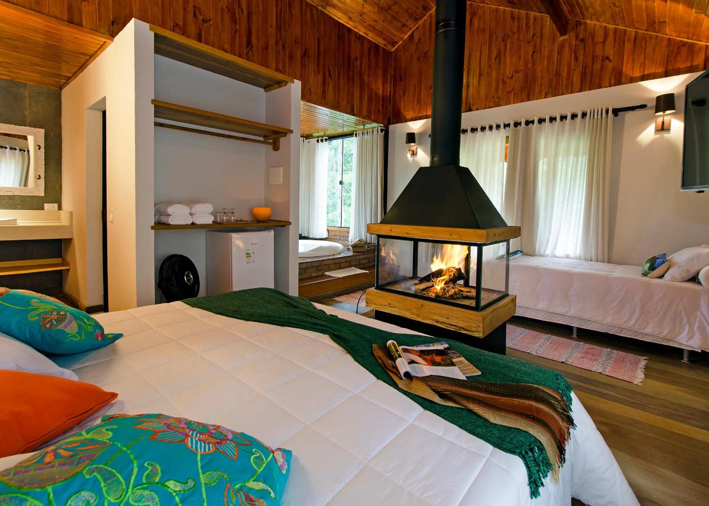 Bed in Pousada da Gruta