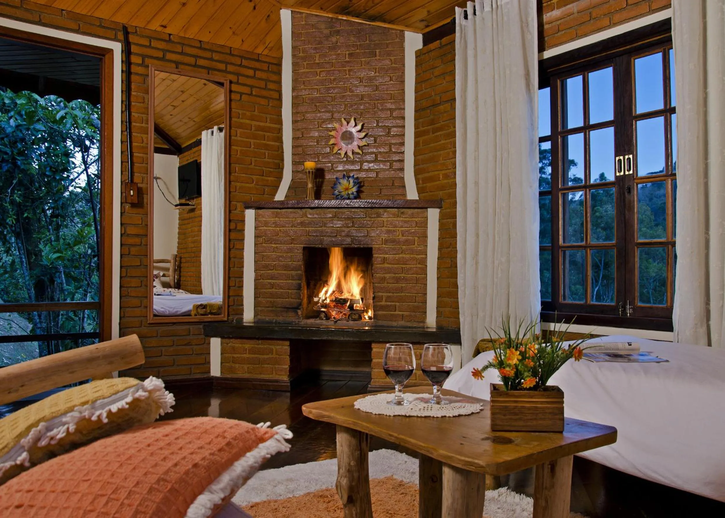 Bedroom in Pousada da Gruta