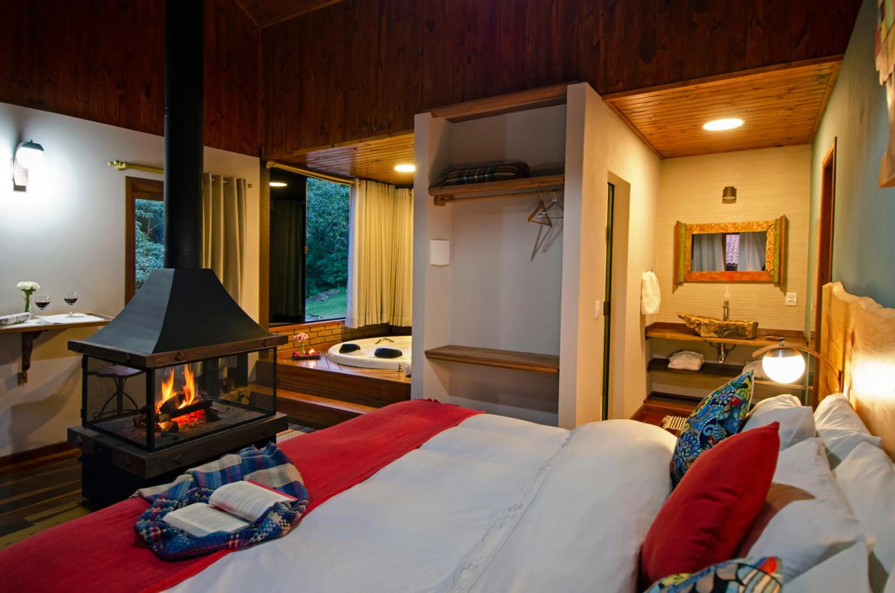 Bed in Pousada da Gruta