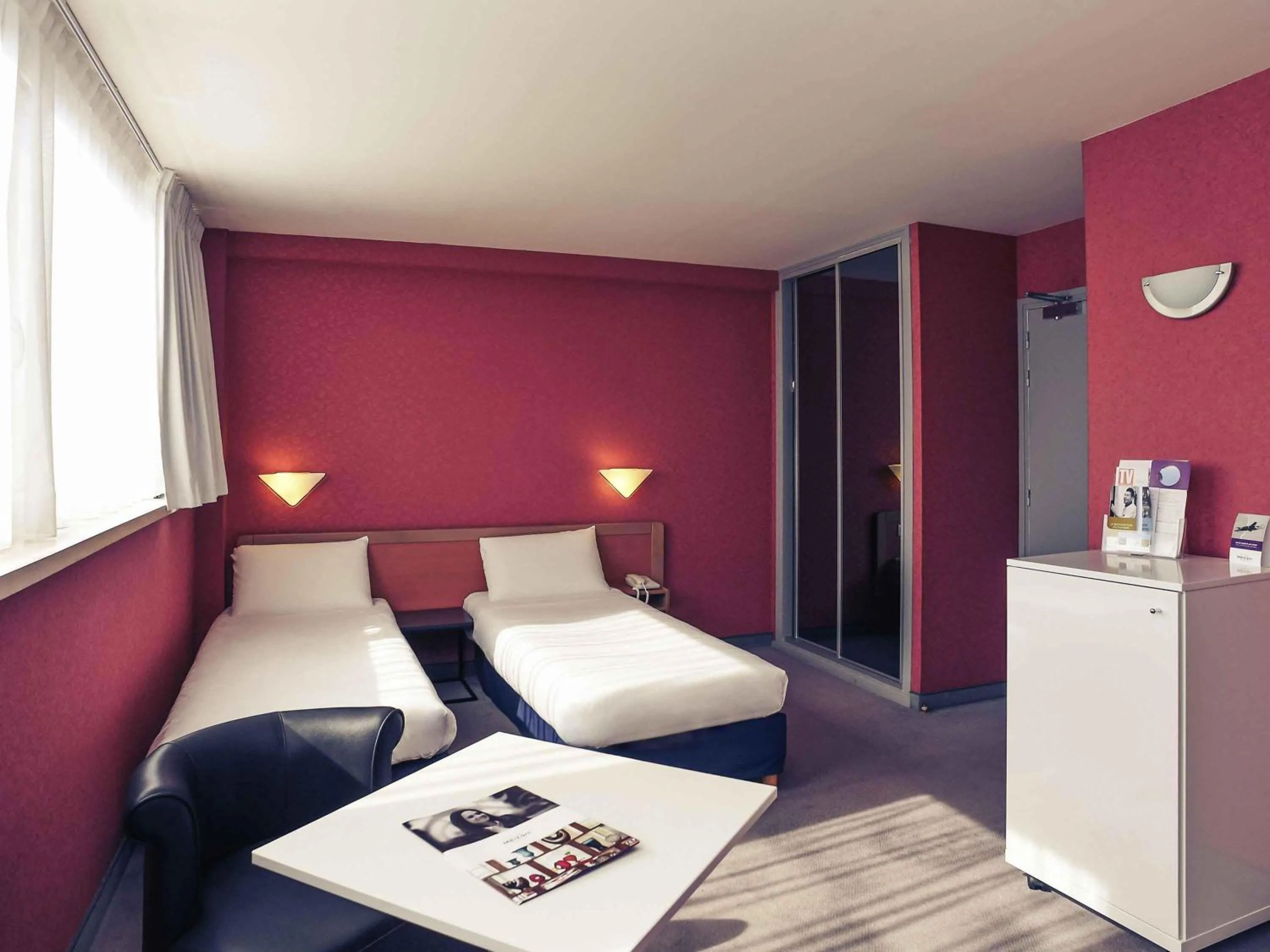 Bedroom, Bed in Mercure Saint Lô Centre