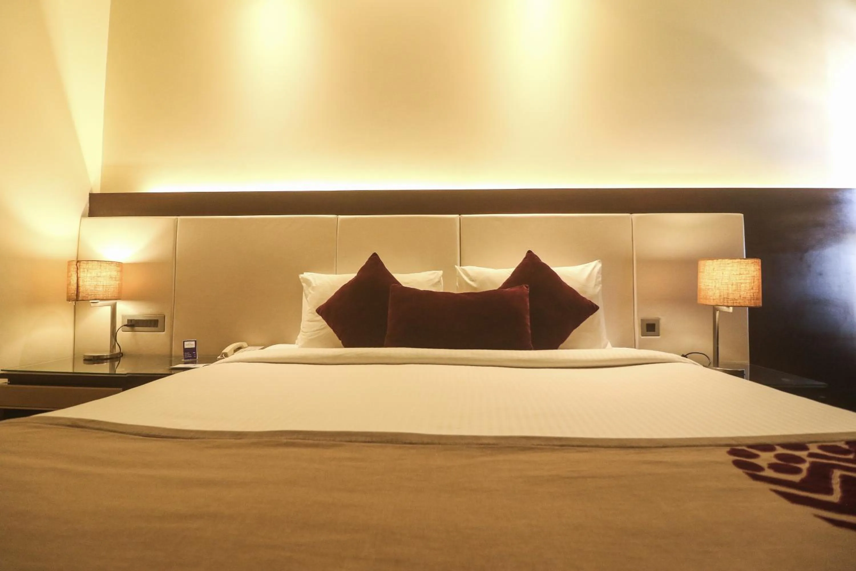 Bed in Marigold Sarovar Portico Shimla