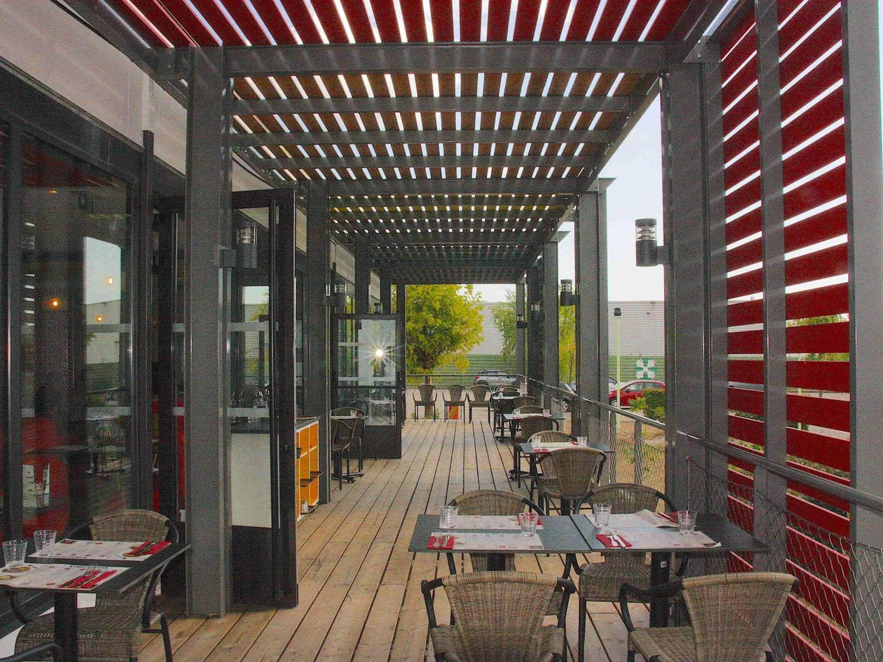 Restaurant/places to eat in ibis Styles Lyon Sud Vienne