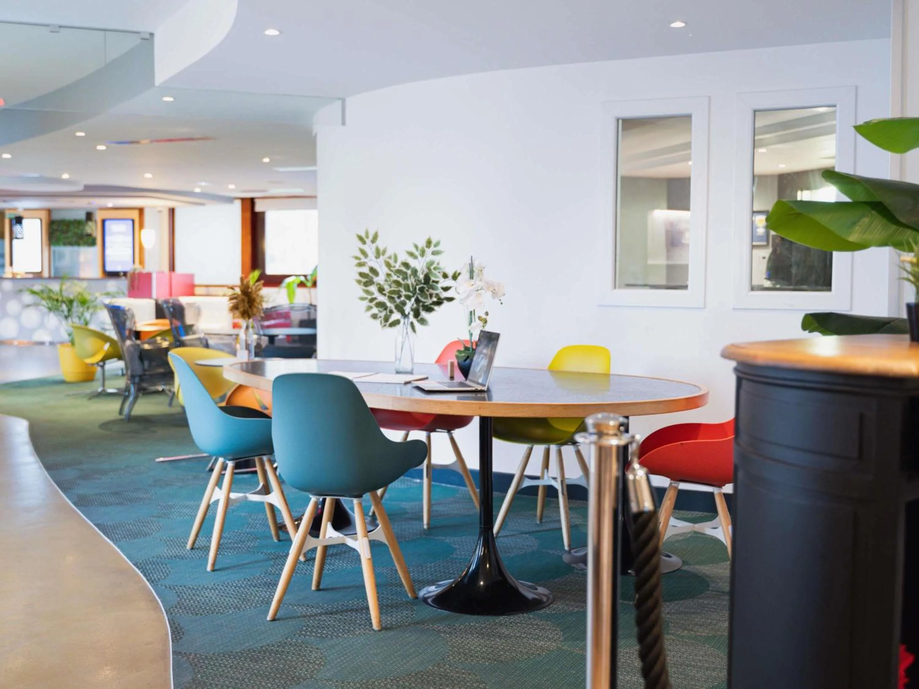 Lounge or bar in ibis Styles Lyon Sud Vienne