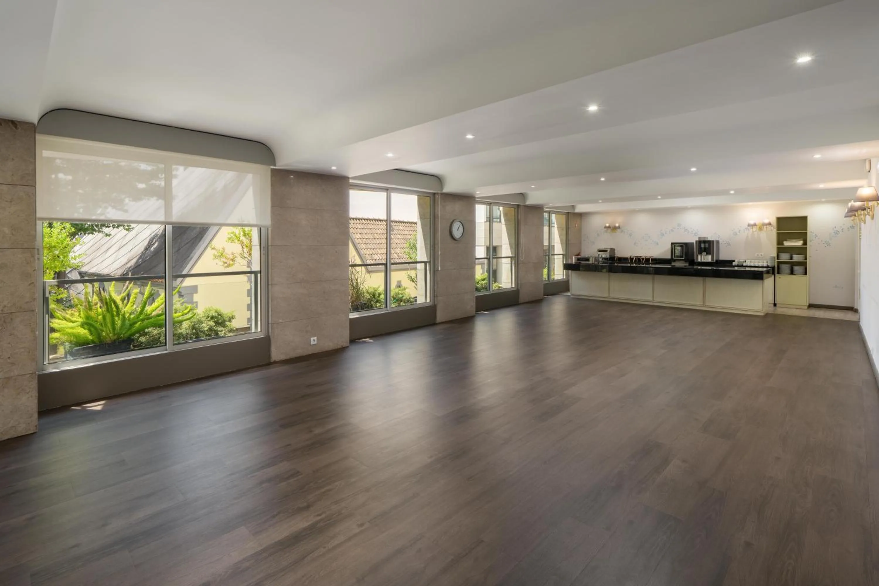 Lobby or reception in Hotel Madeira