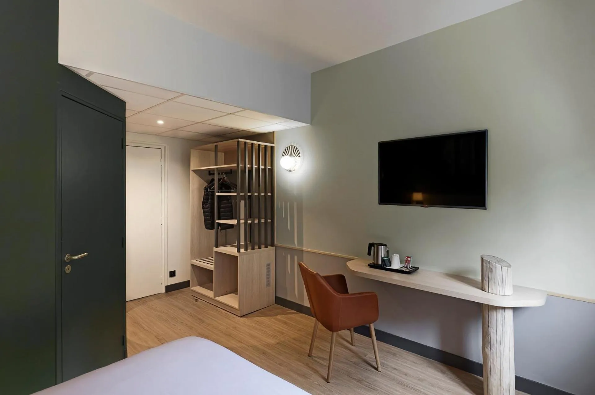 Bed in Hôtel Mercure Saint-Nectaire Spa & Bien-être