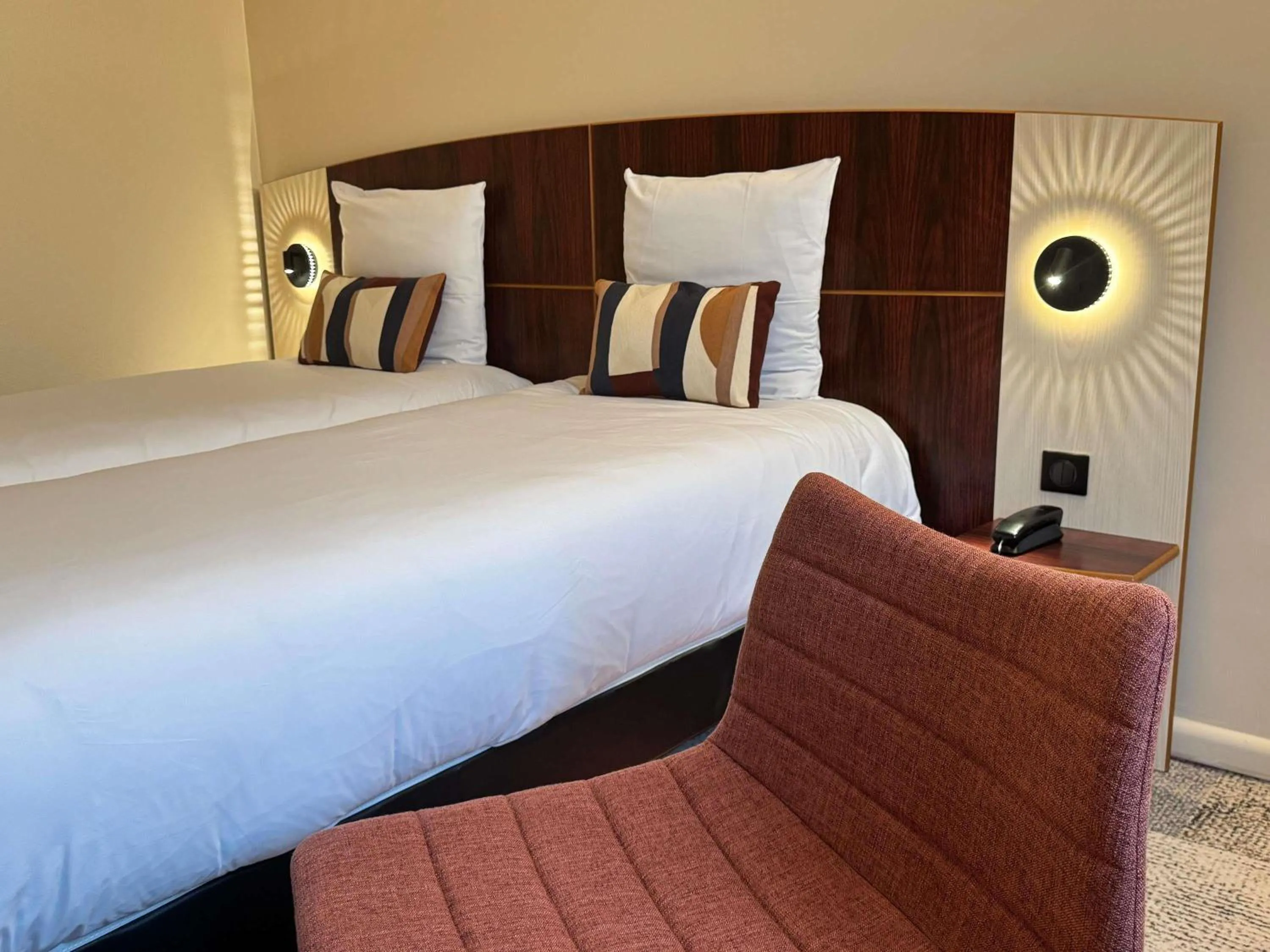 Bedroom, Bed in Mercure Besancon Parc Micaud - Hotel & Bar