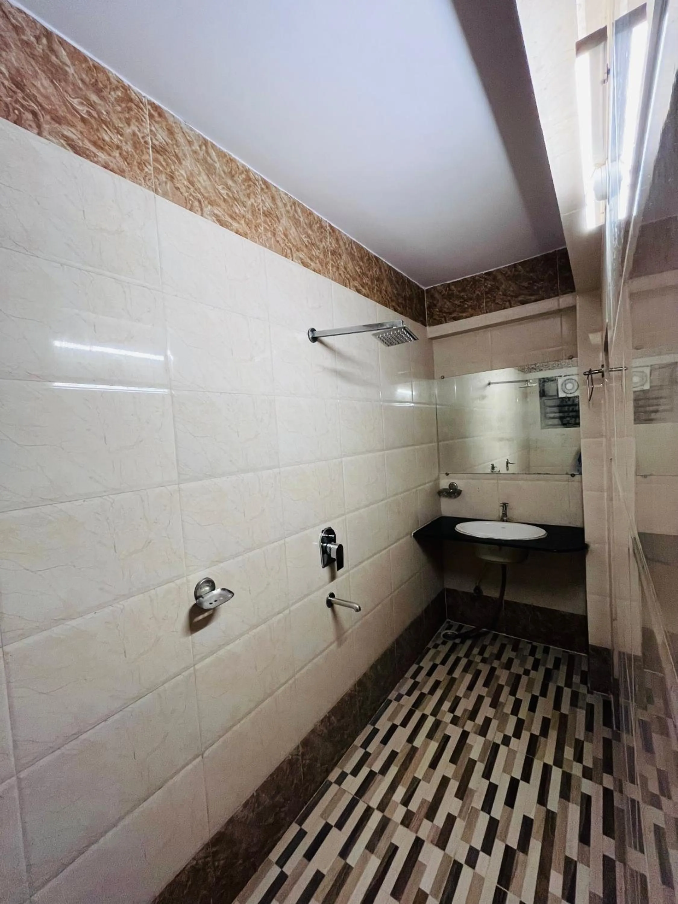 Hotel Mani International