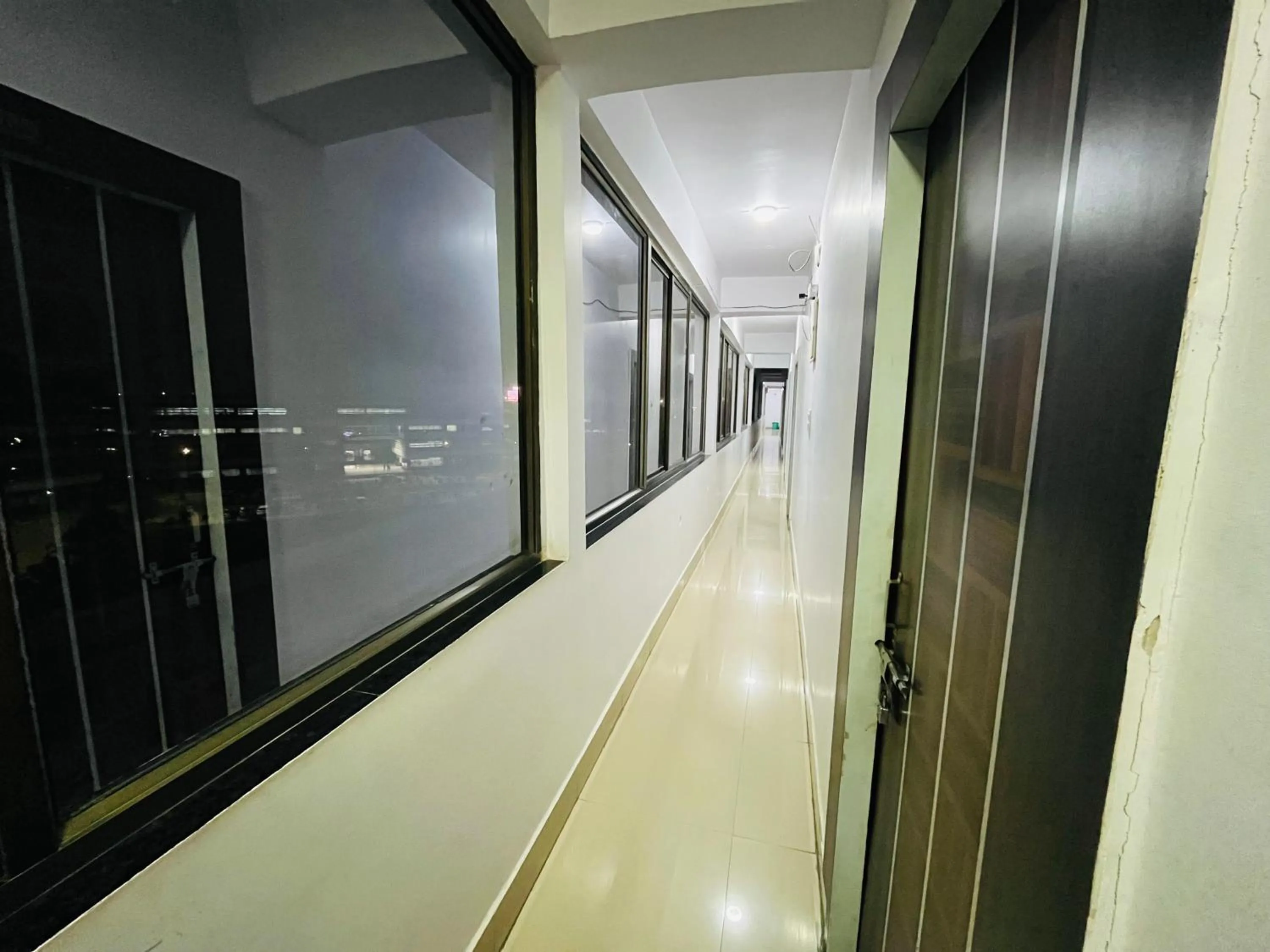 Hotel Mani International