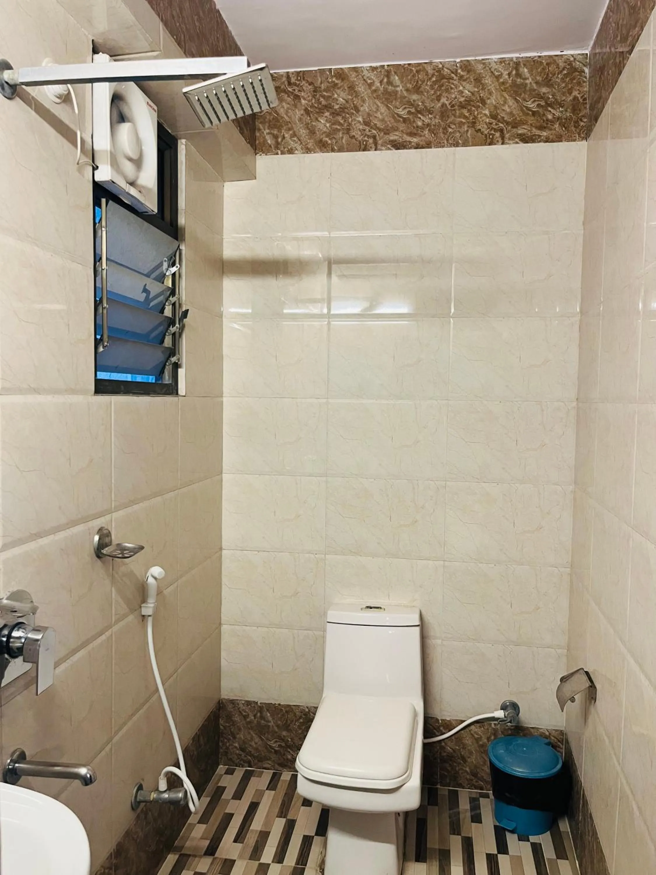 Hotel Mani International