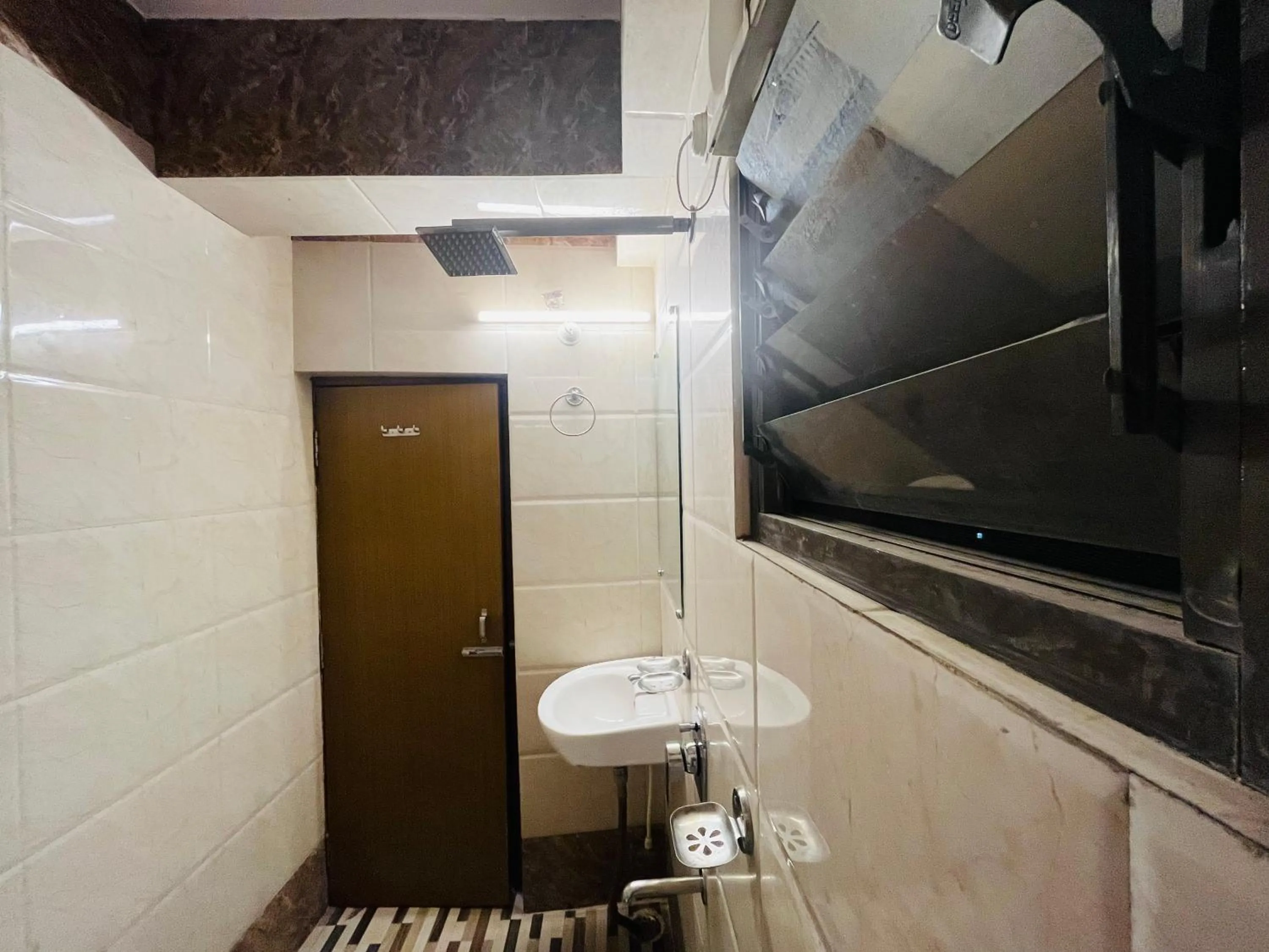 Hotel Mani International