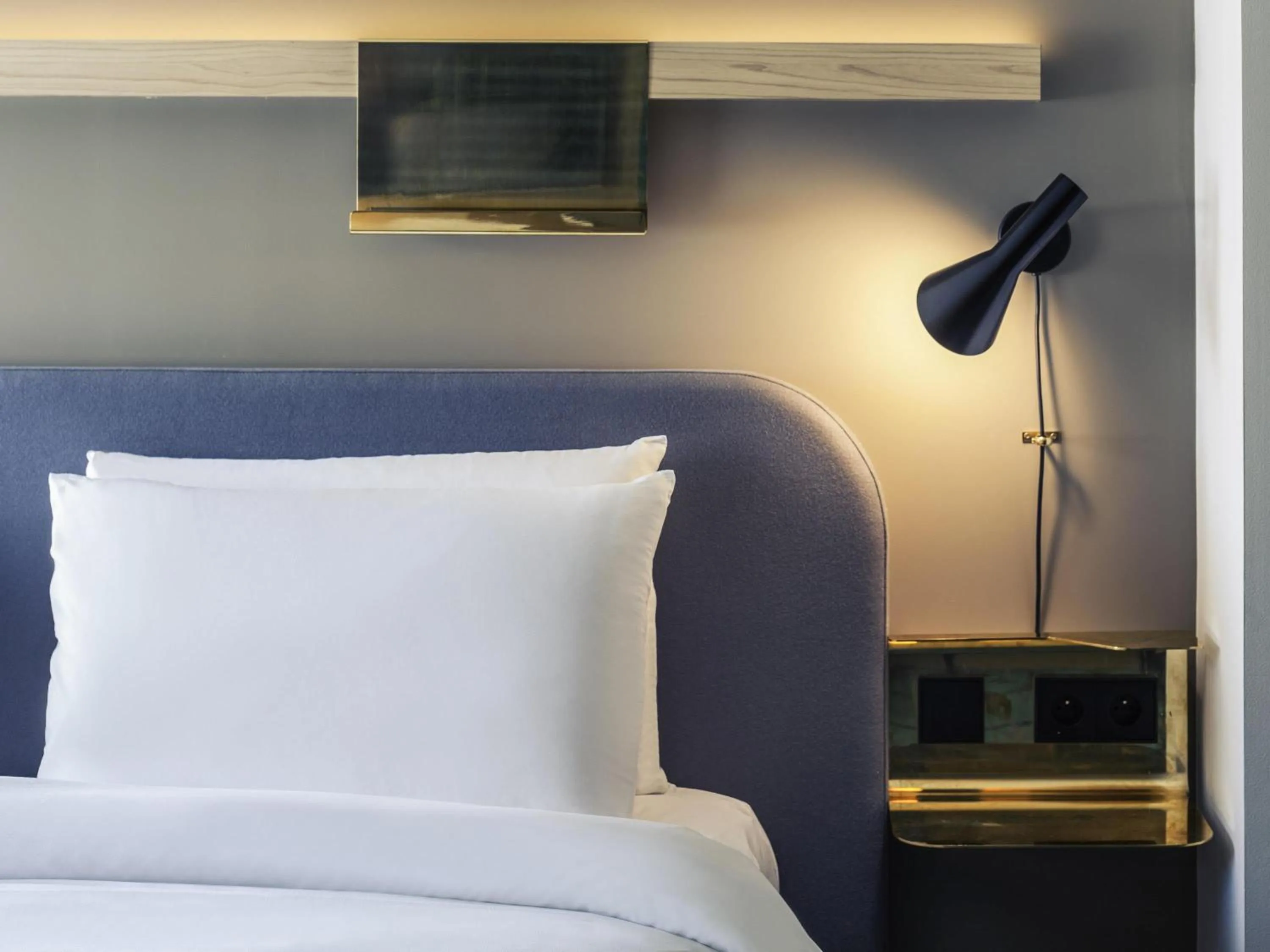 Bedroom, Bed in Mercure Nantes Centre Gare