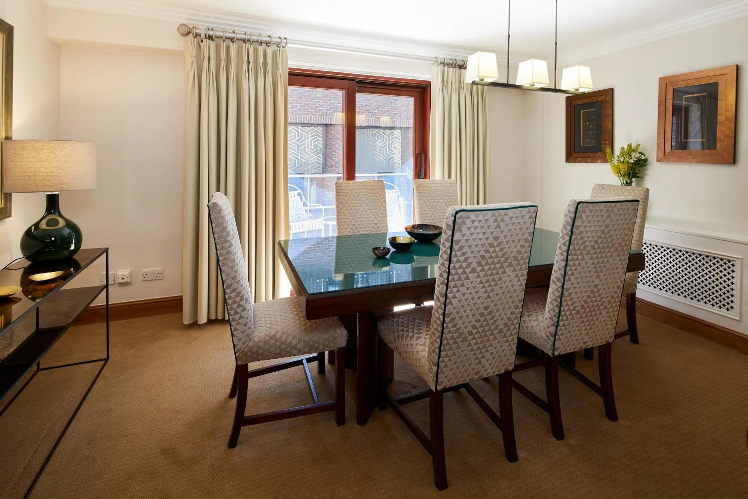 Dining area in Cheval Knightsbridge