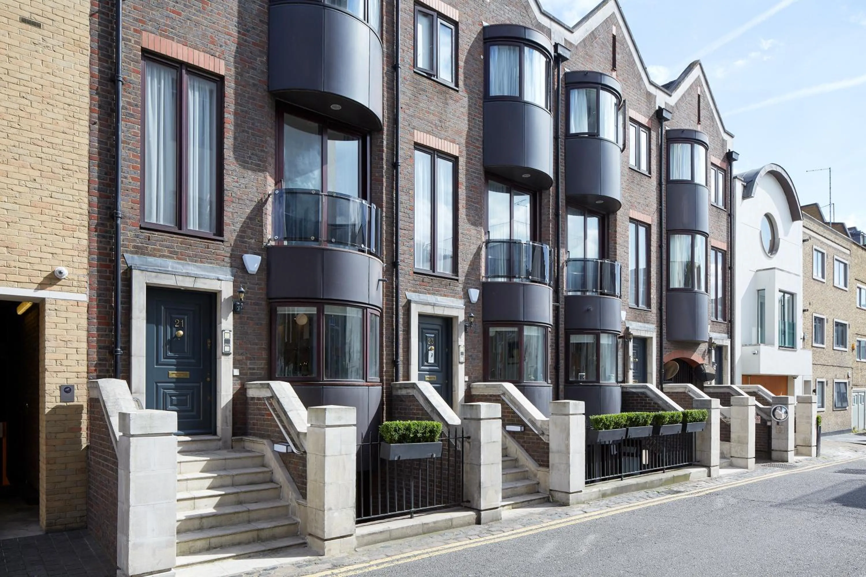 Property building in Cheval Knightsbridge