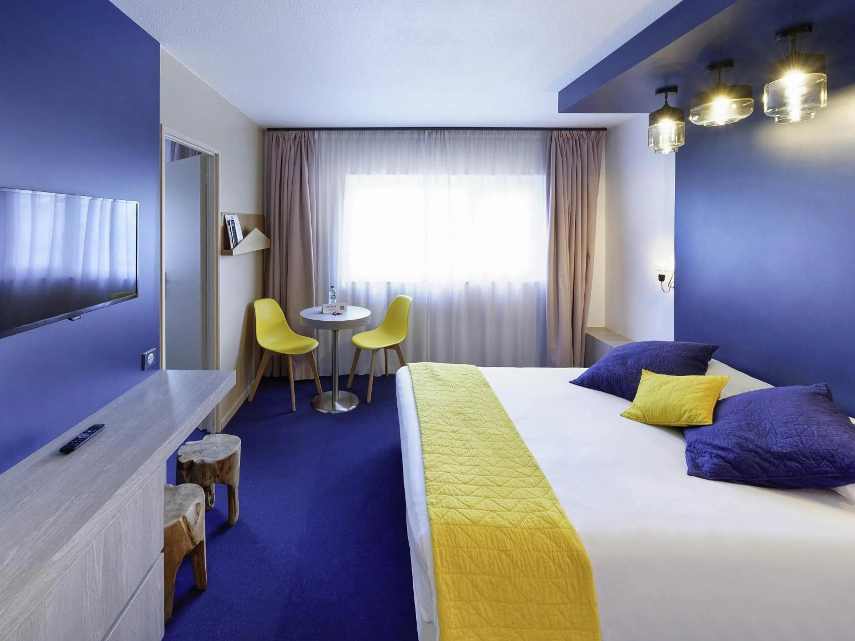 Bedroom, Bed in ibis Styles Chalon sur Saône