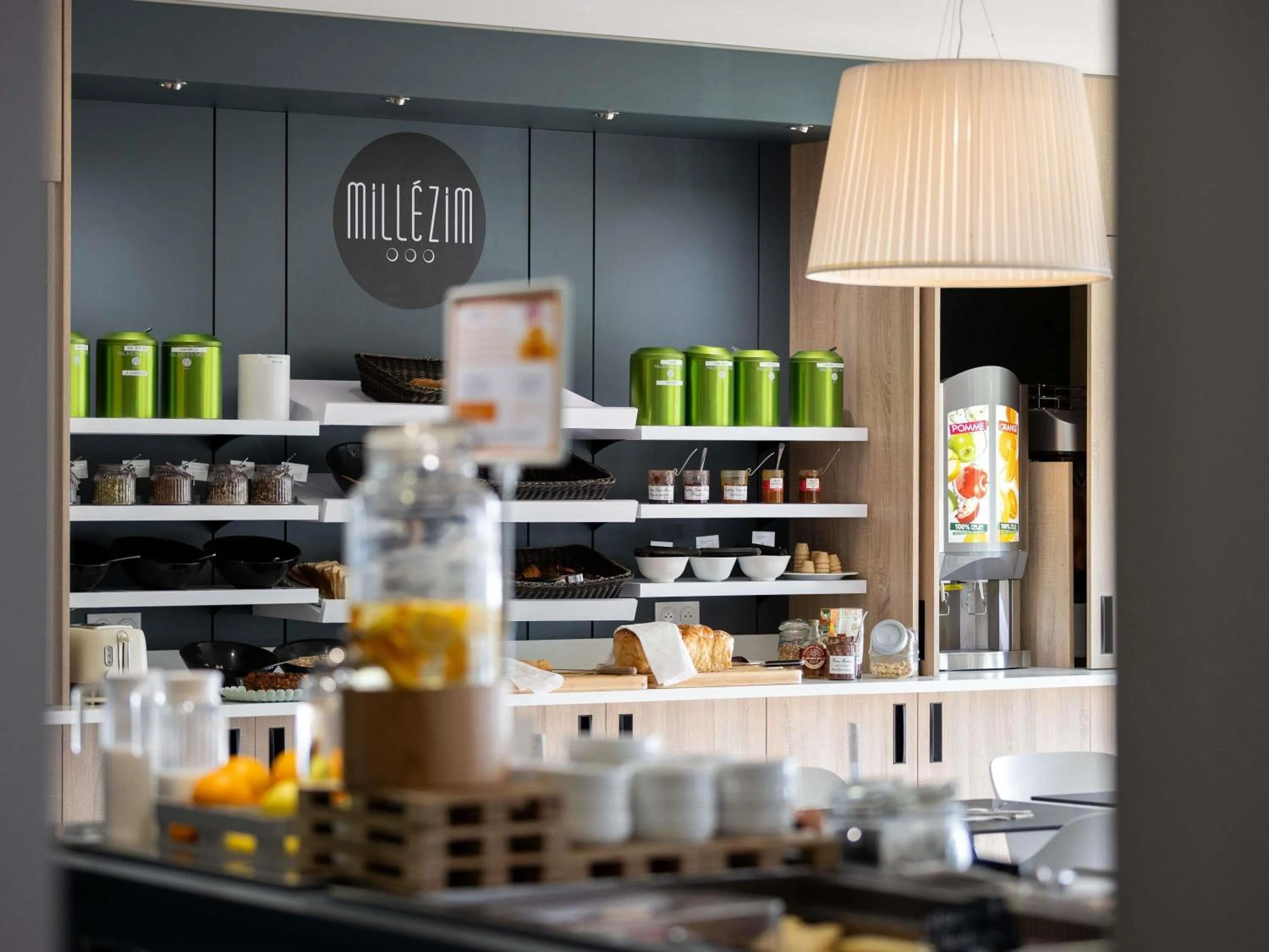 Restaurant/places to eat in ibis Styles Chalon sur Saône