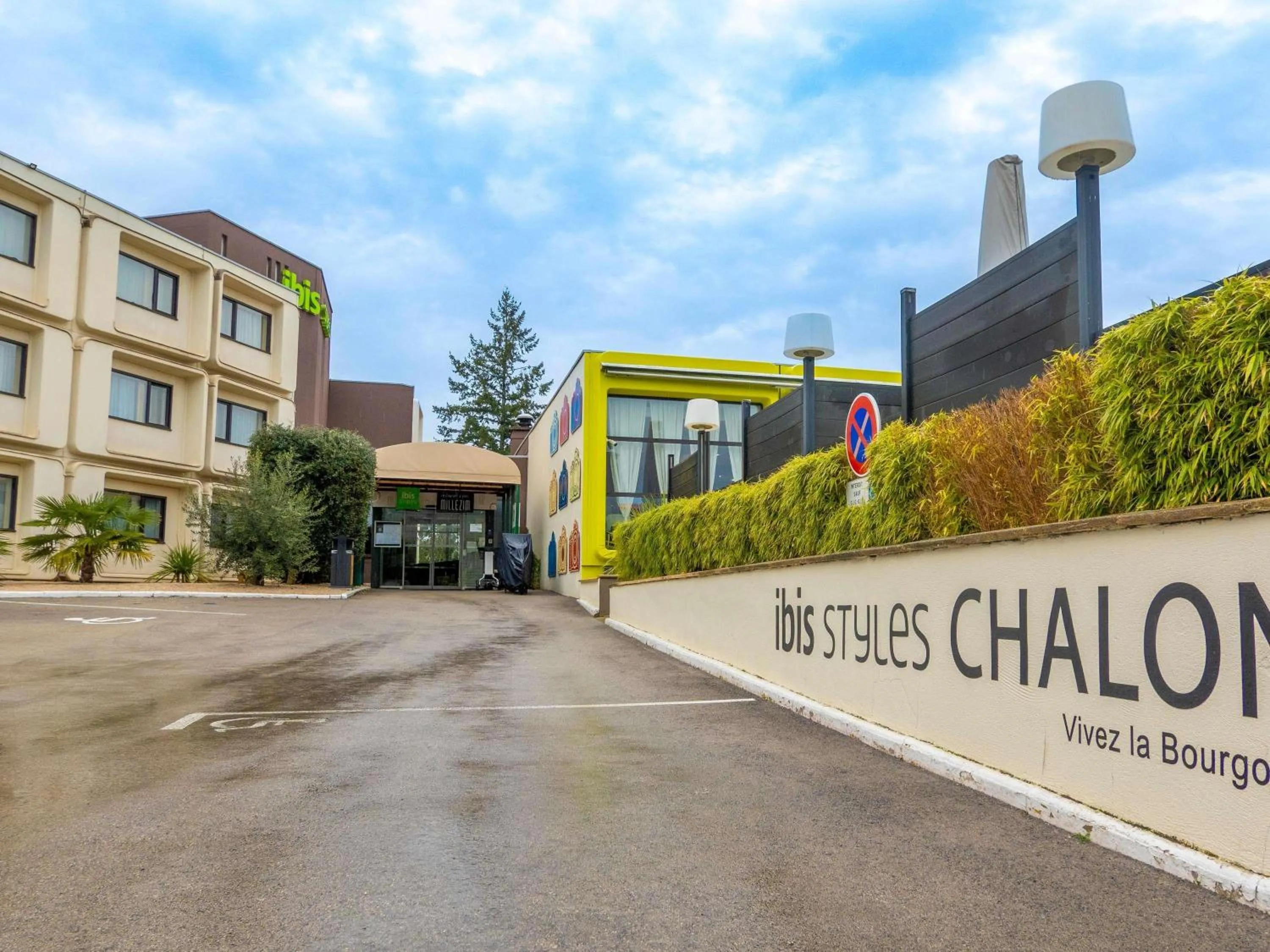 Property building in ibis Styles Chalon sur Saône