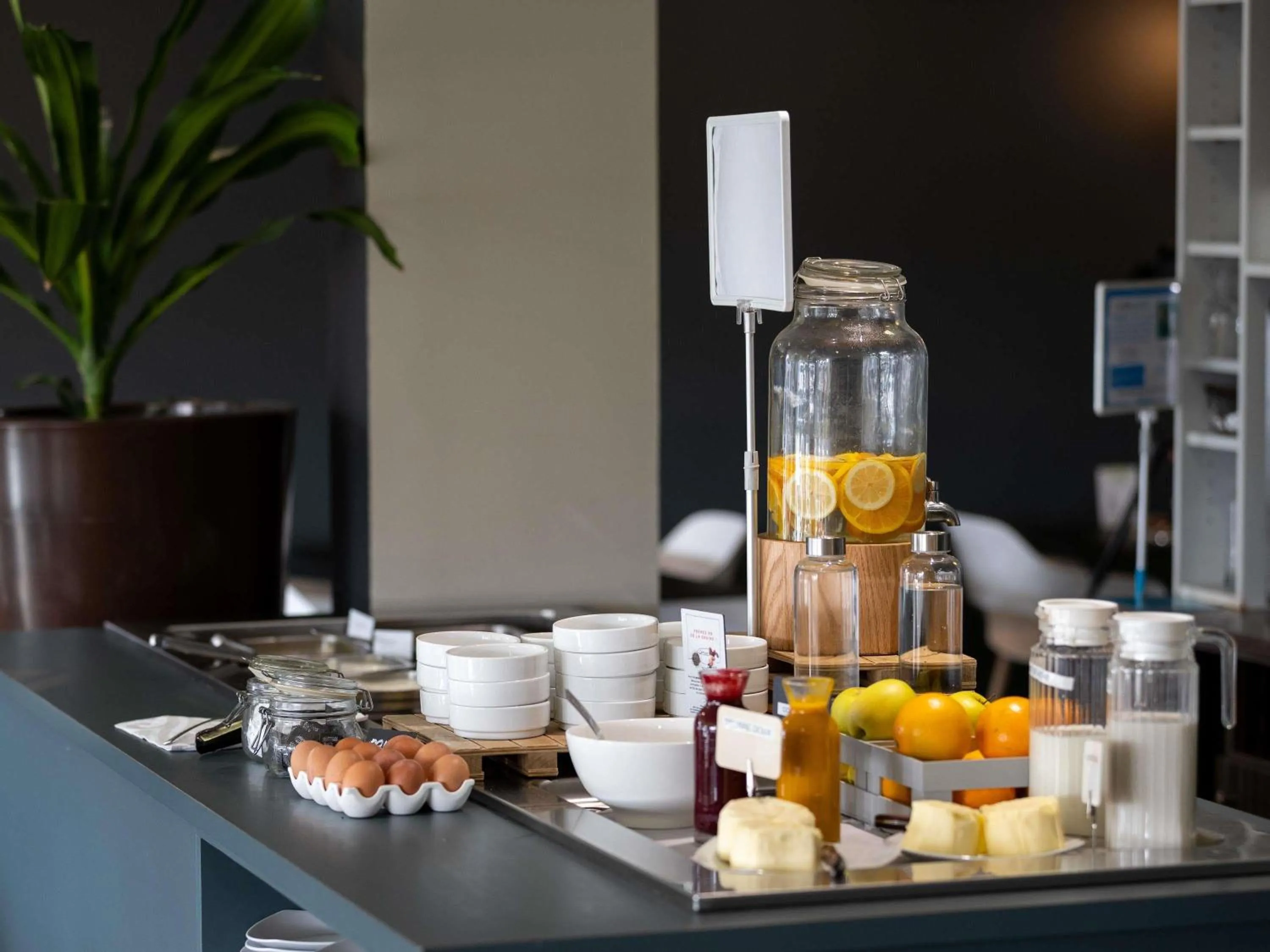 Restaurant/places to eat in ibis Styles Chalon sur Saône