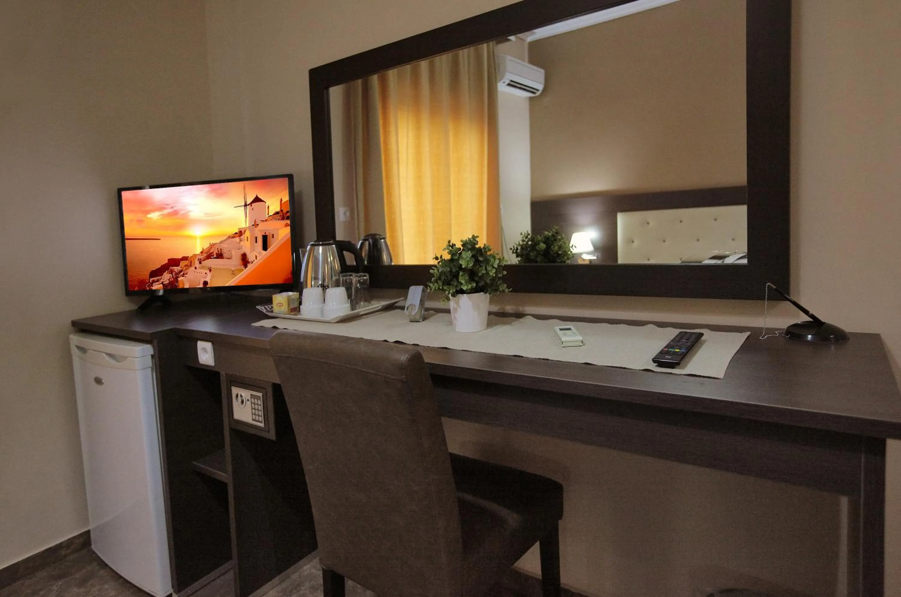 Photo of the whole room in Hotel Epavli